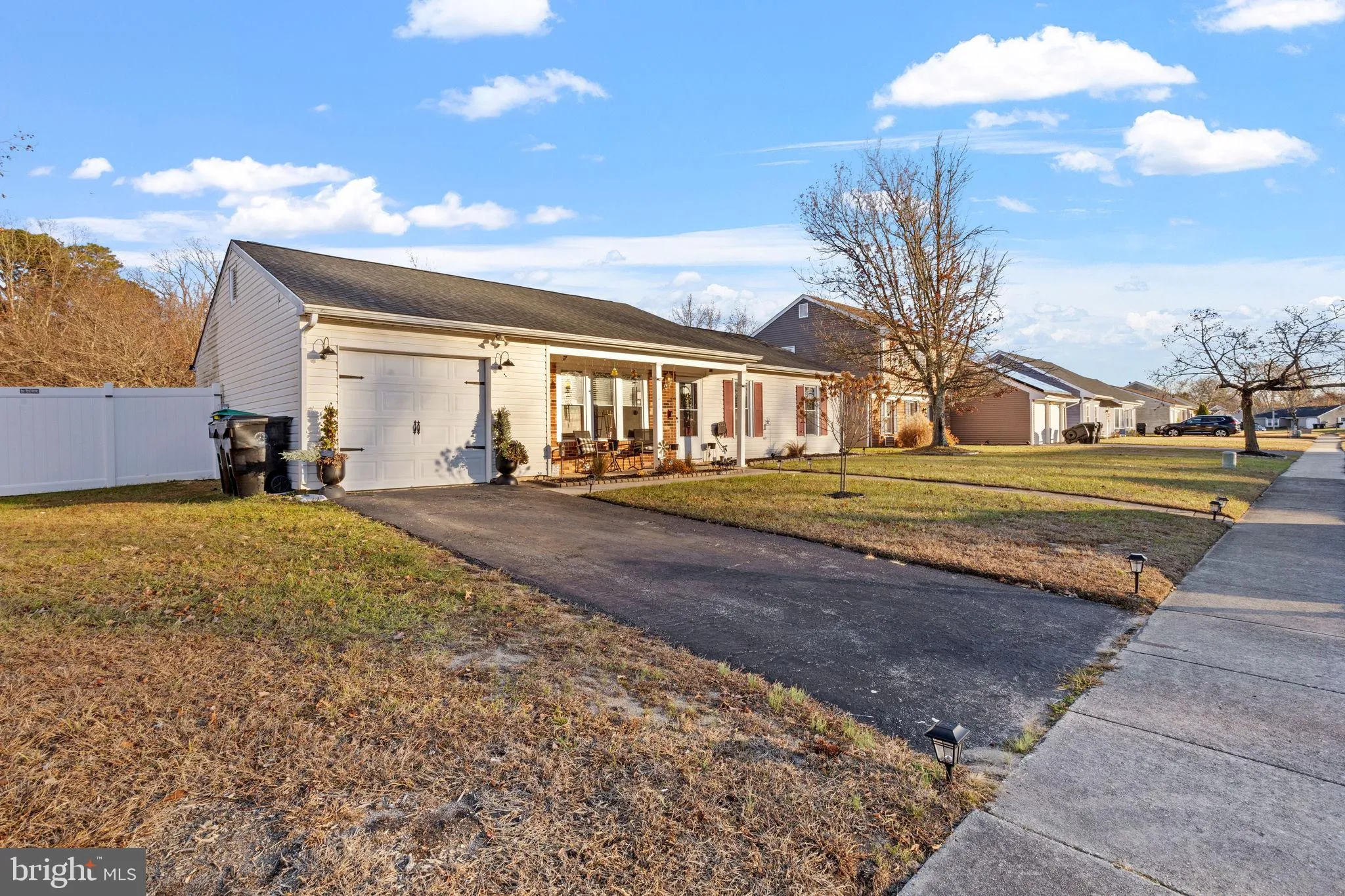 Sicklerville, New Jersey 08081, United States, 3 Bedrooms Bedrooms, ,1 BathroomBathrooms,Residential,Contingent,29640