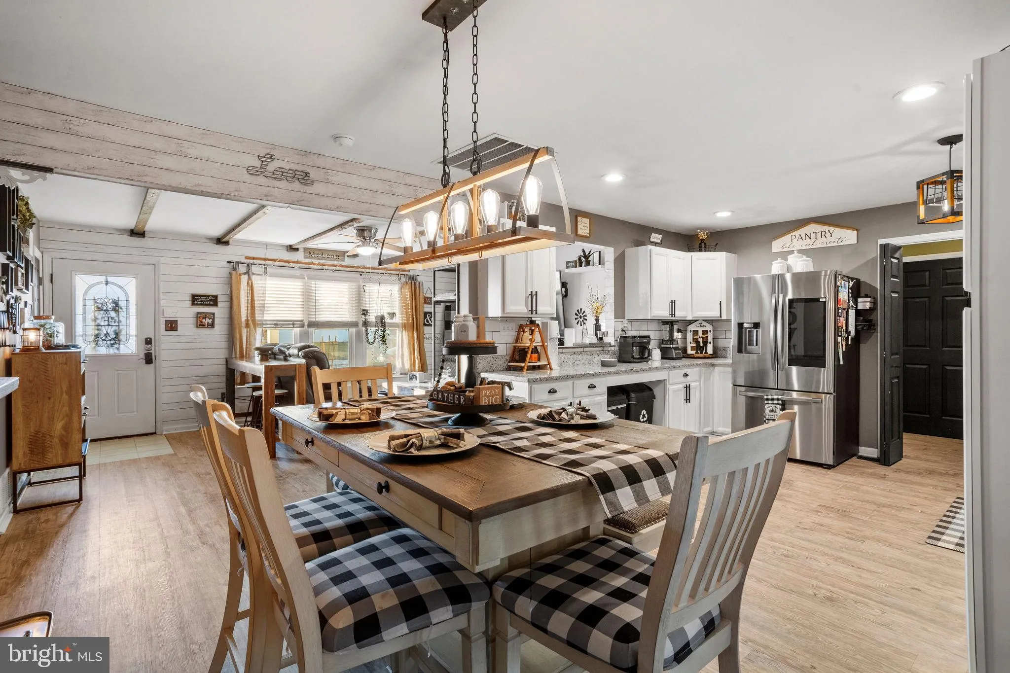 Sicklerville, New Jersey 08081, United States, 3 Bedrooms Bedrooms, ,1 BathroomBathrooms,Residential,Contingent,29640