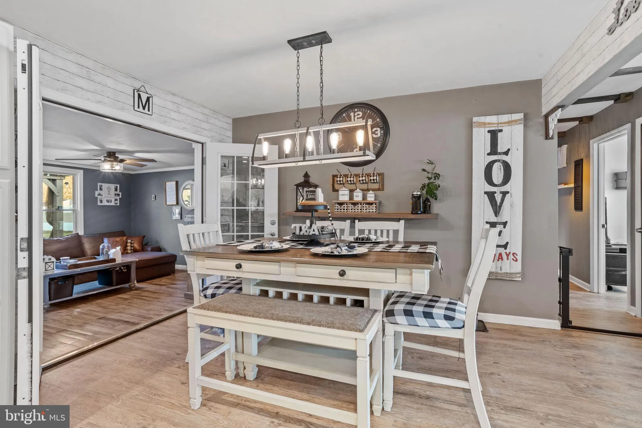 Sicklerville, New Jersey 08081, United States, 3 Bedrooms Bedrooms, ,1 BathroomBathrooms,Residential,Contingent,29640