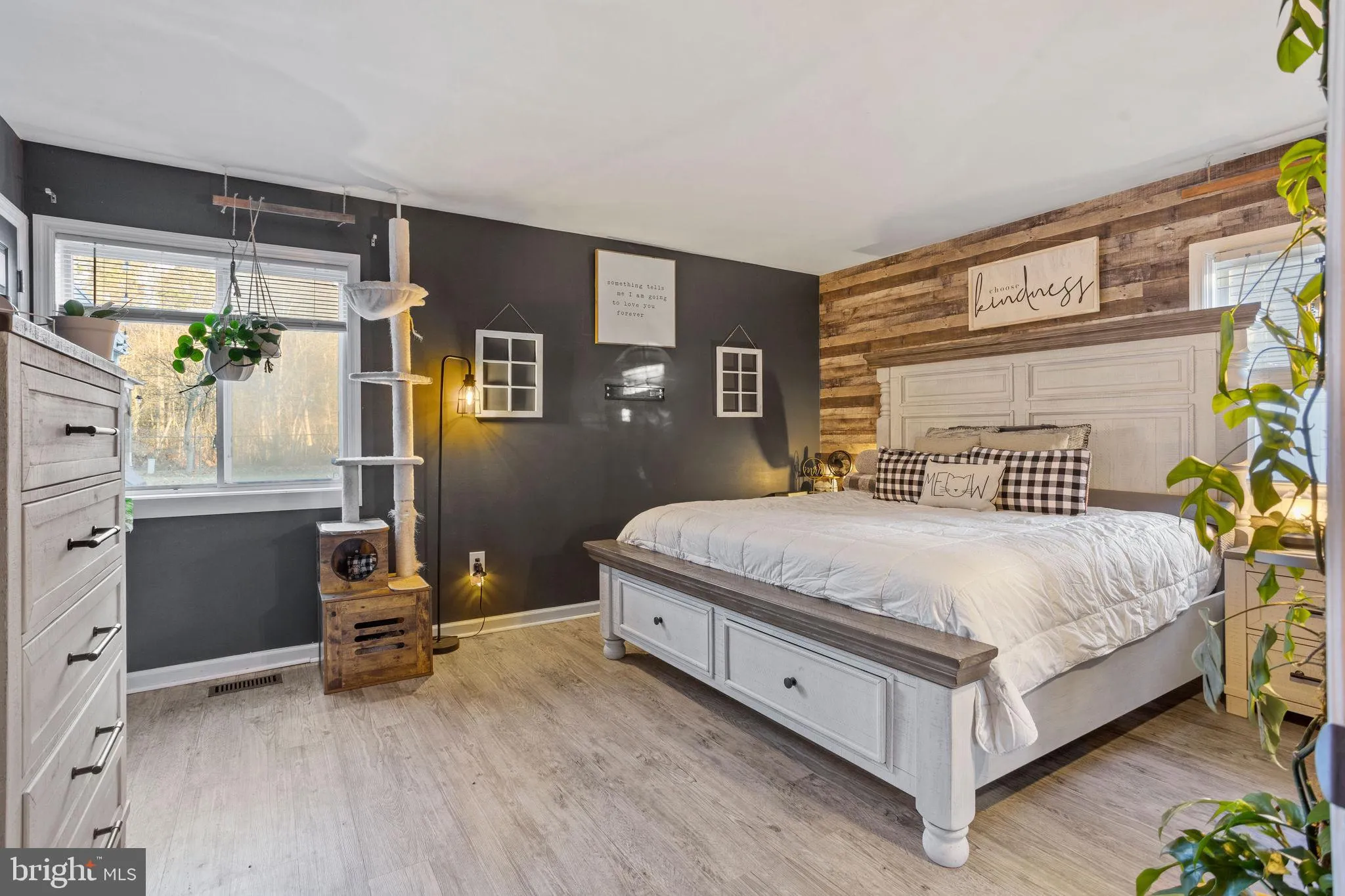 Sicklerville, New Jersey 08081, United States, 3 Bedrooms Bedrooms, ,1 BathroomBathrooms,Residential,Contingent,29640