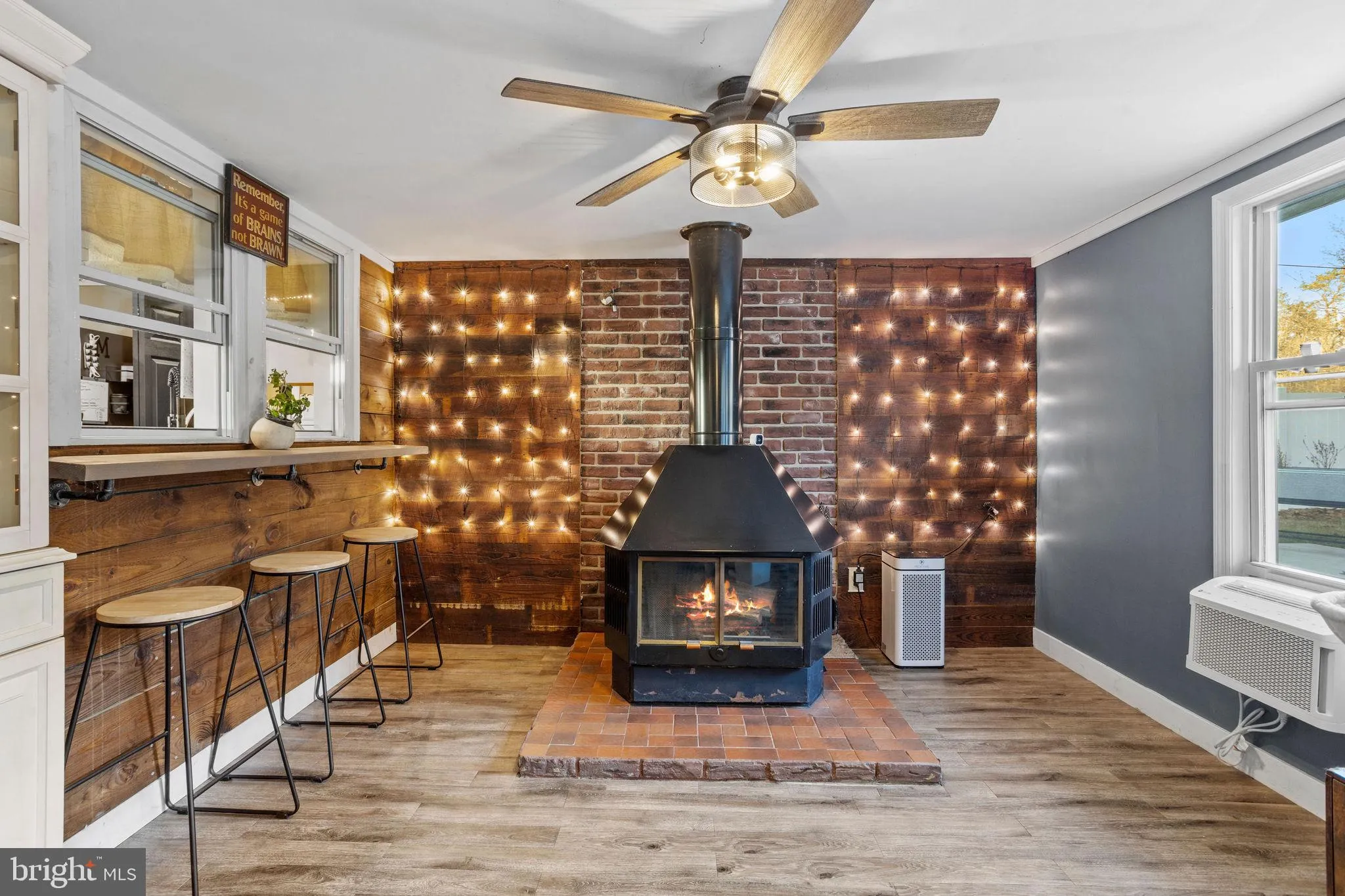 Sicklerville, New Jersey 08081, United States, 3 Bedrooms Bedrooms, ,1 BathroomBathrooms,Residential,Contingent,29640