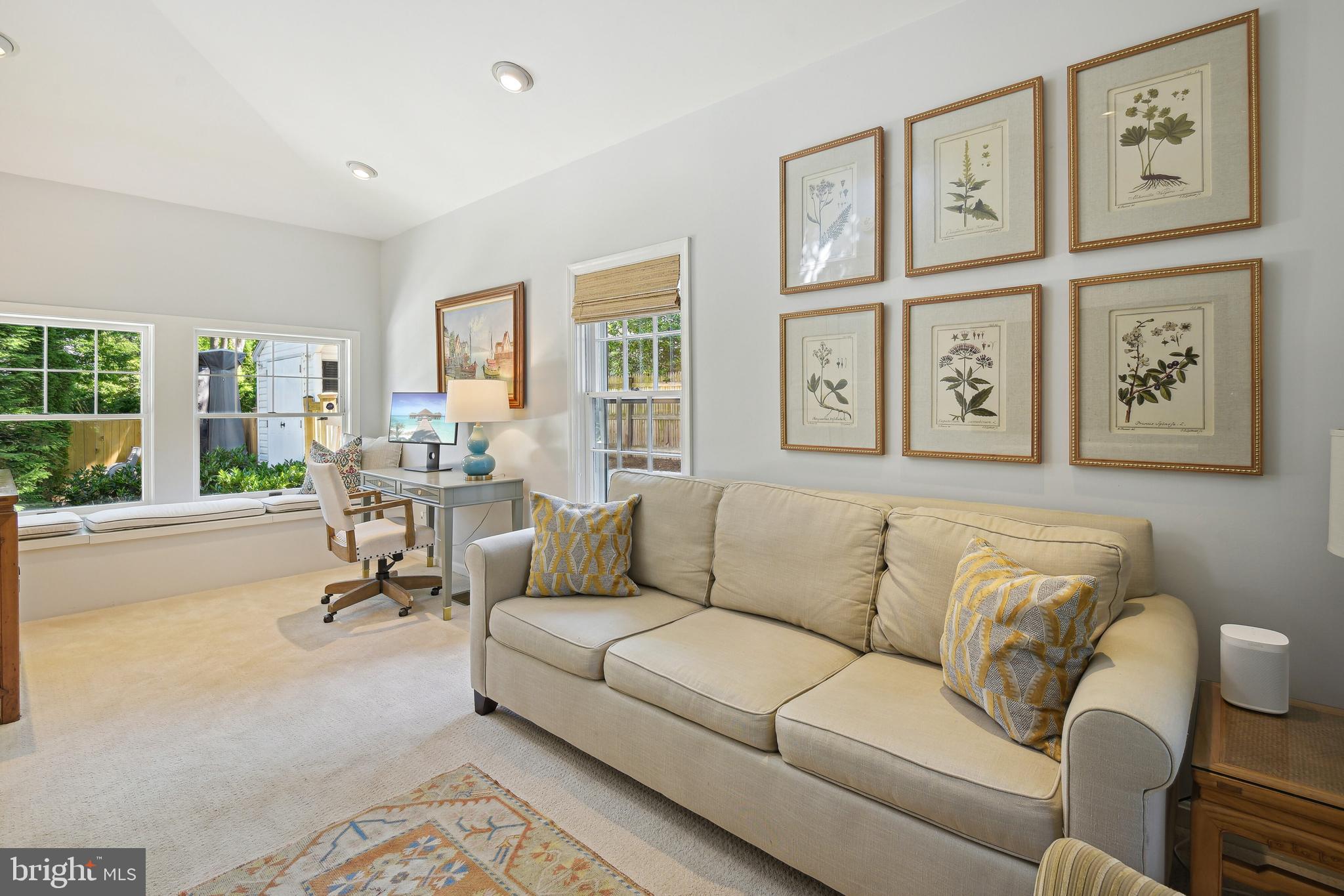 CHEVY CHASE - Residential