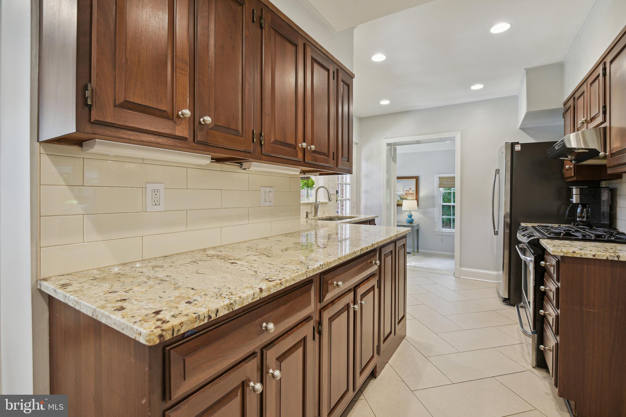 CHEVY CHASE - Residential