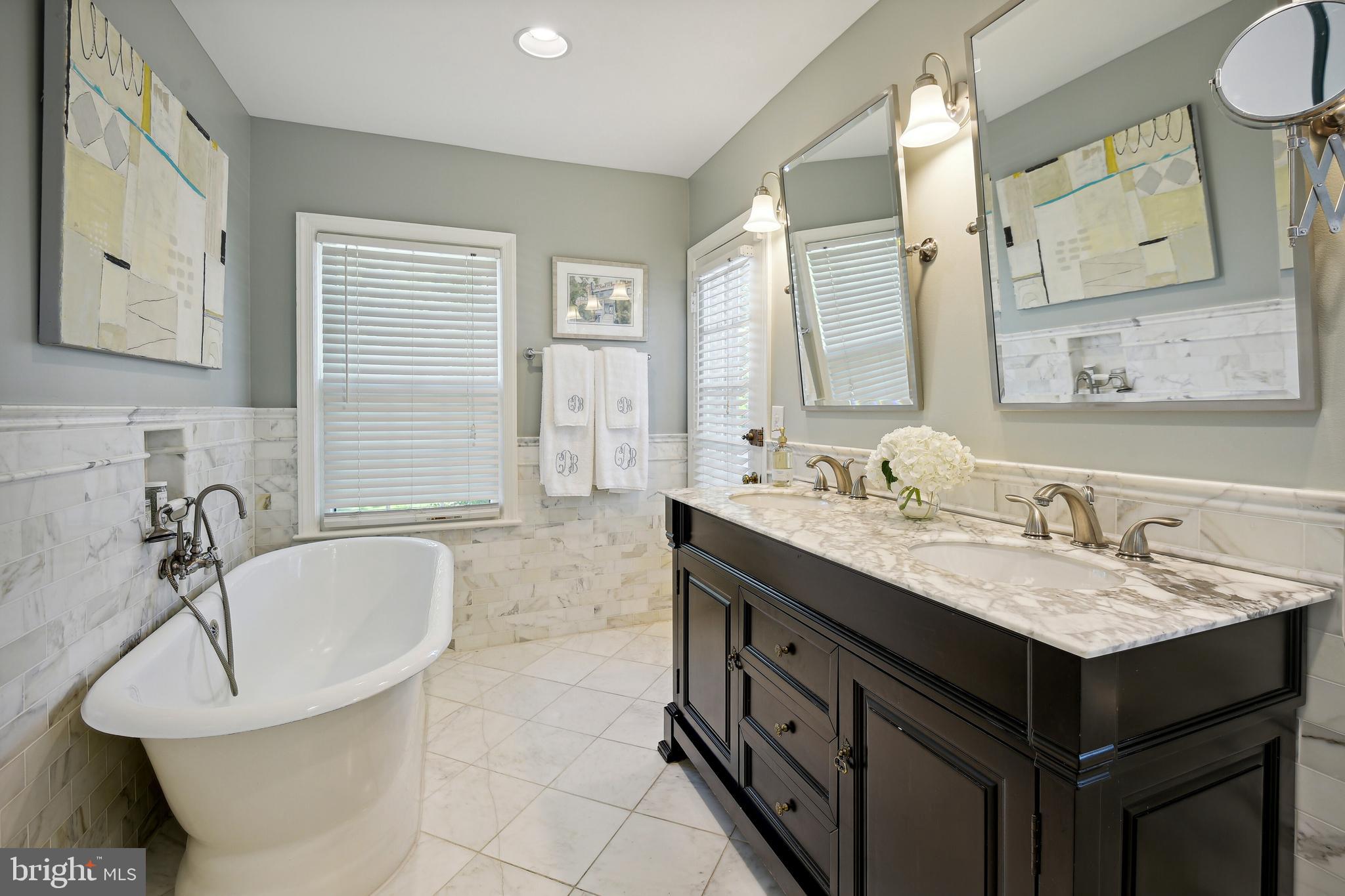 CHEVY CHASE - Residential