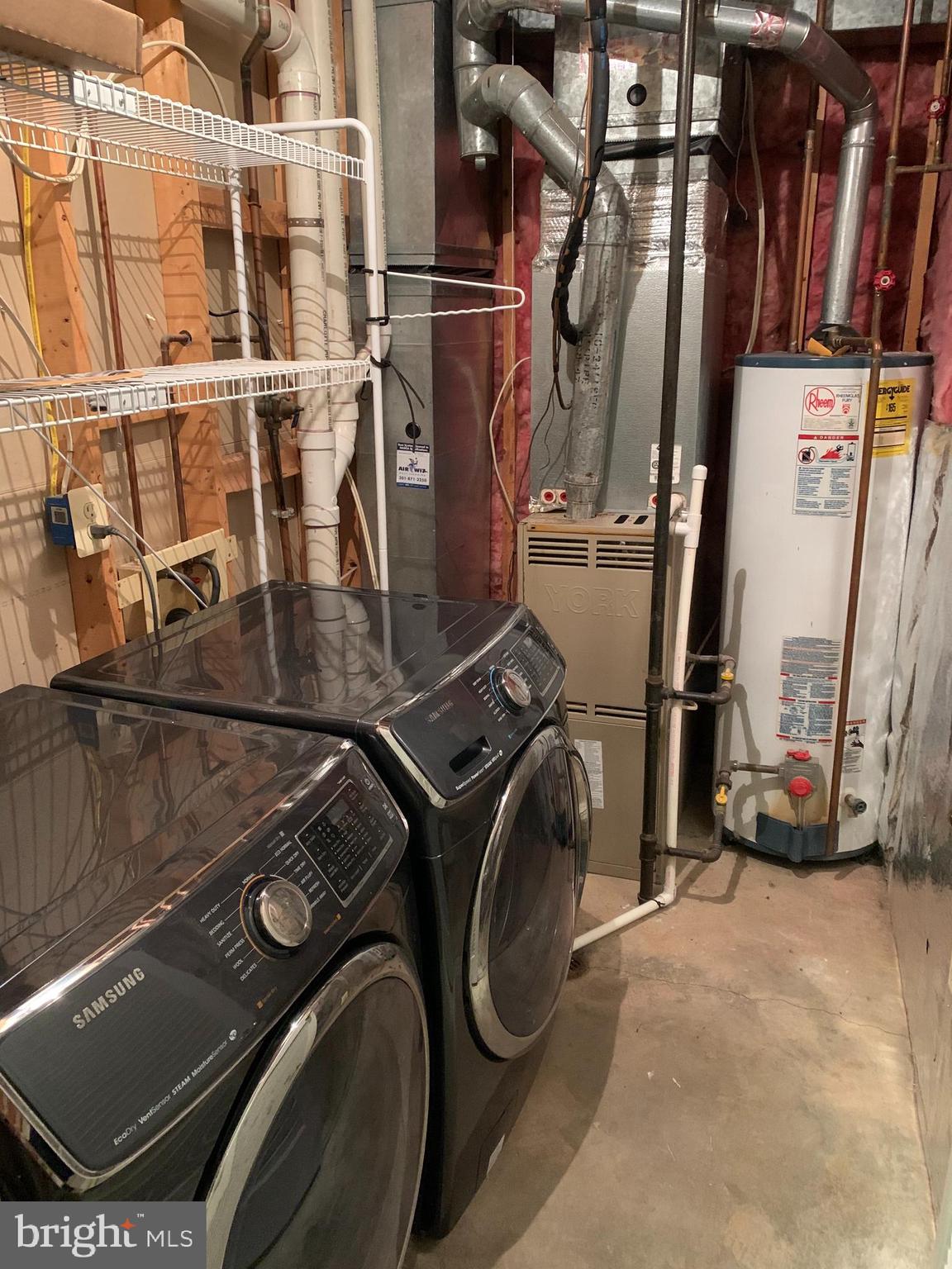 MCNAIR FARMS - Residential Lease