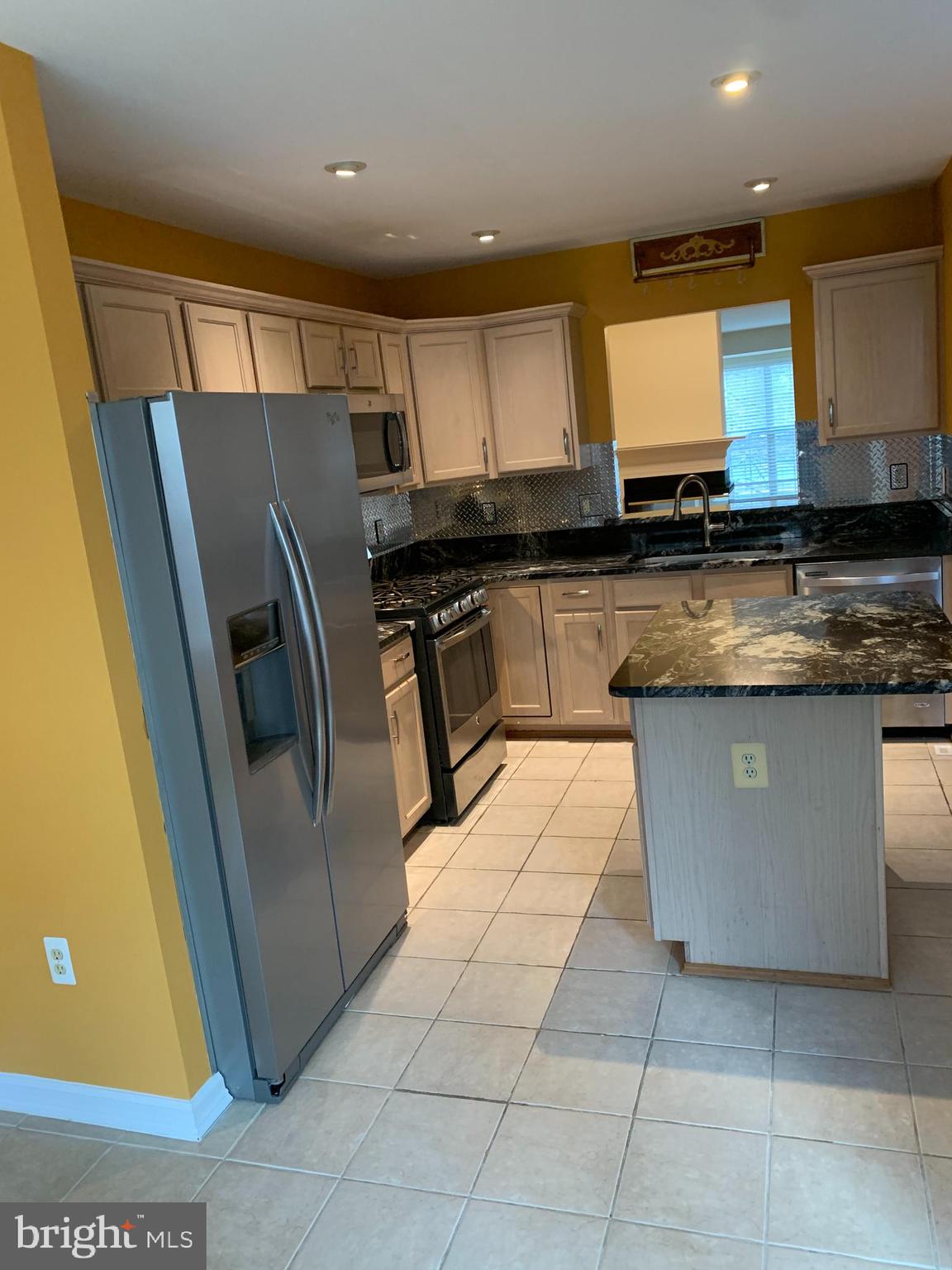 MCNAIR FARMS - Residential Lease