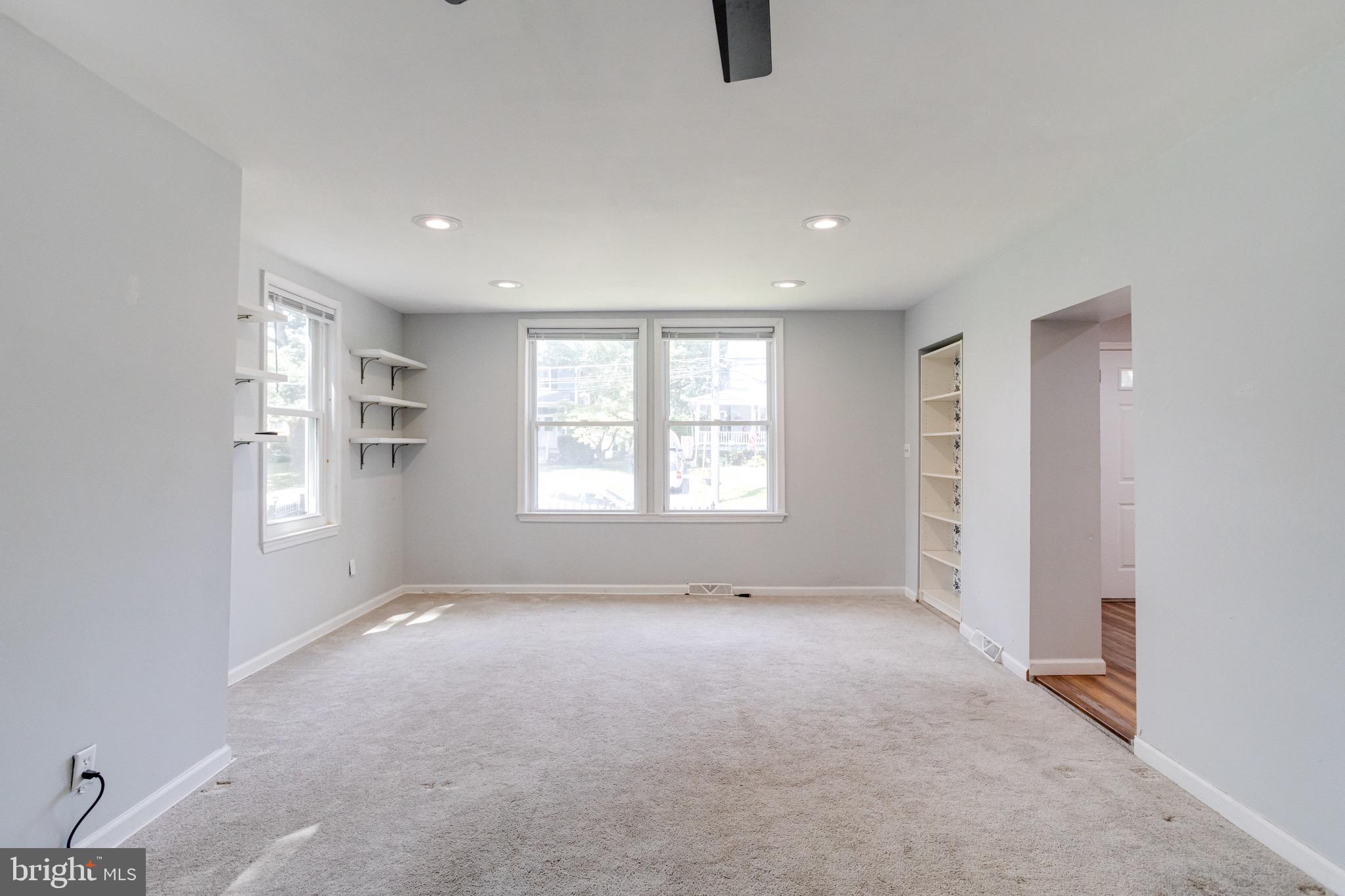 IDLEWYLDE - Residential Lease