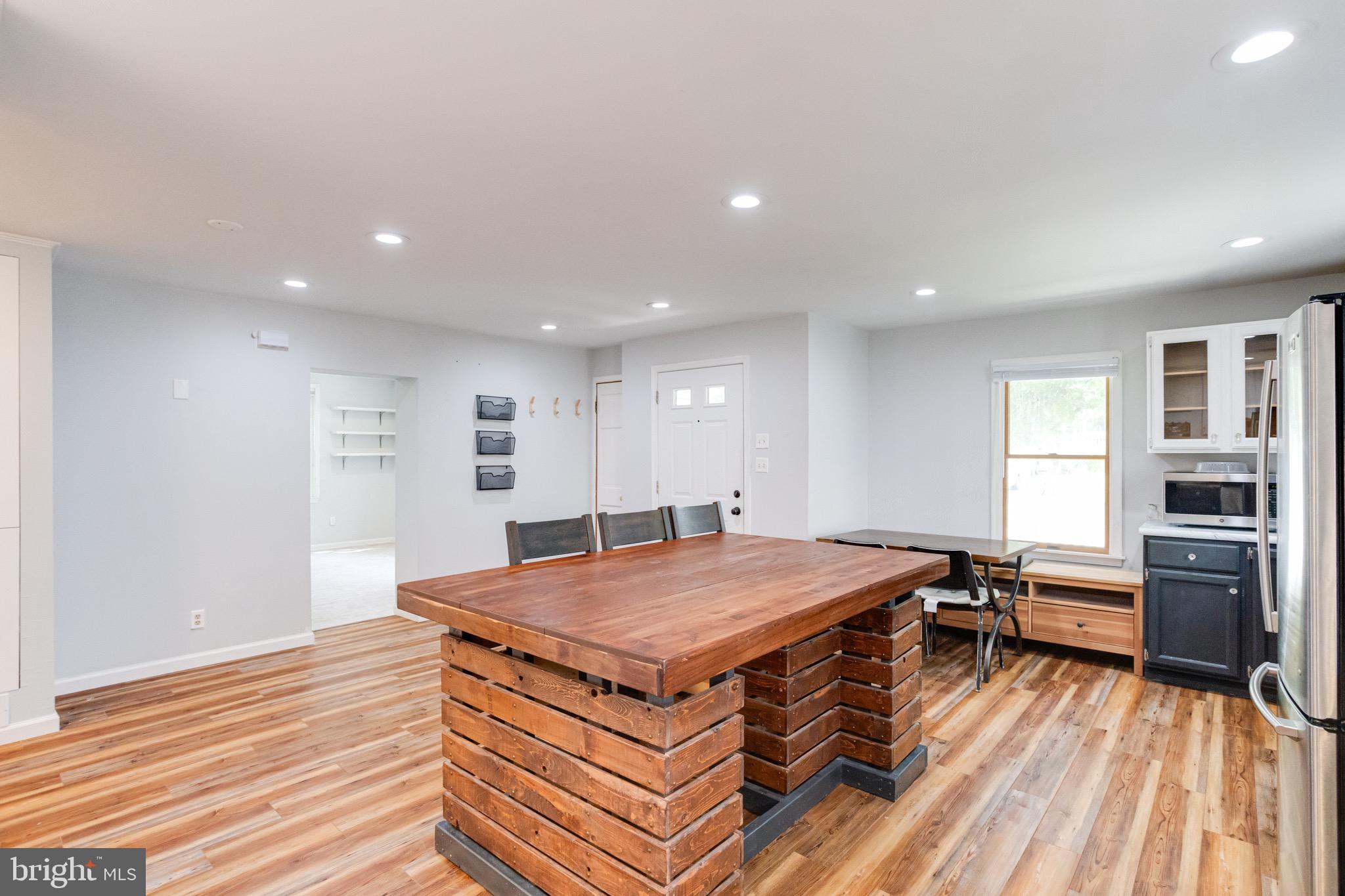 IDLEWYLDE - Residential Lease