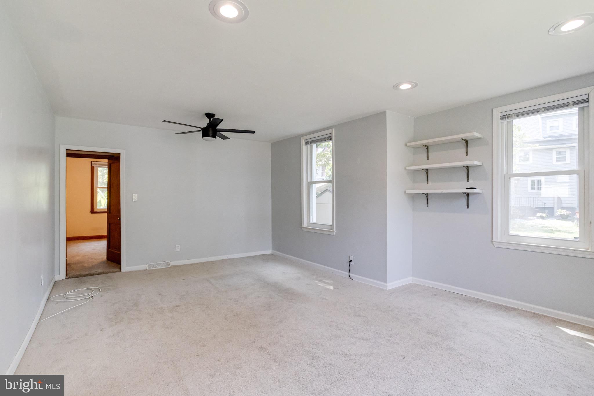 IDLEWYLDE - Residential Lease