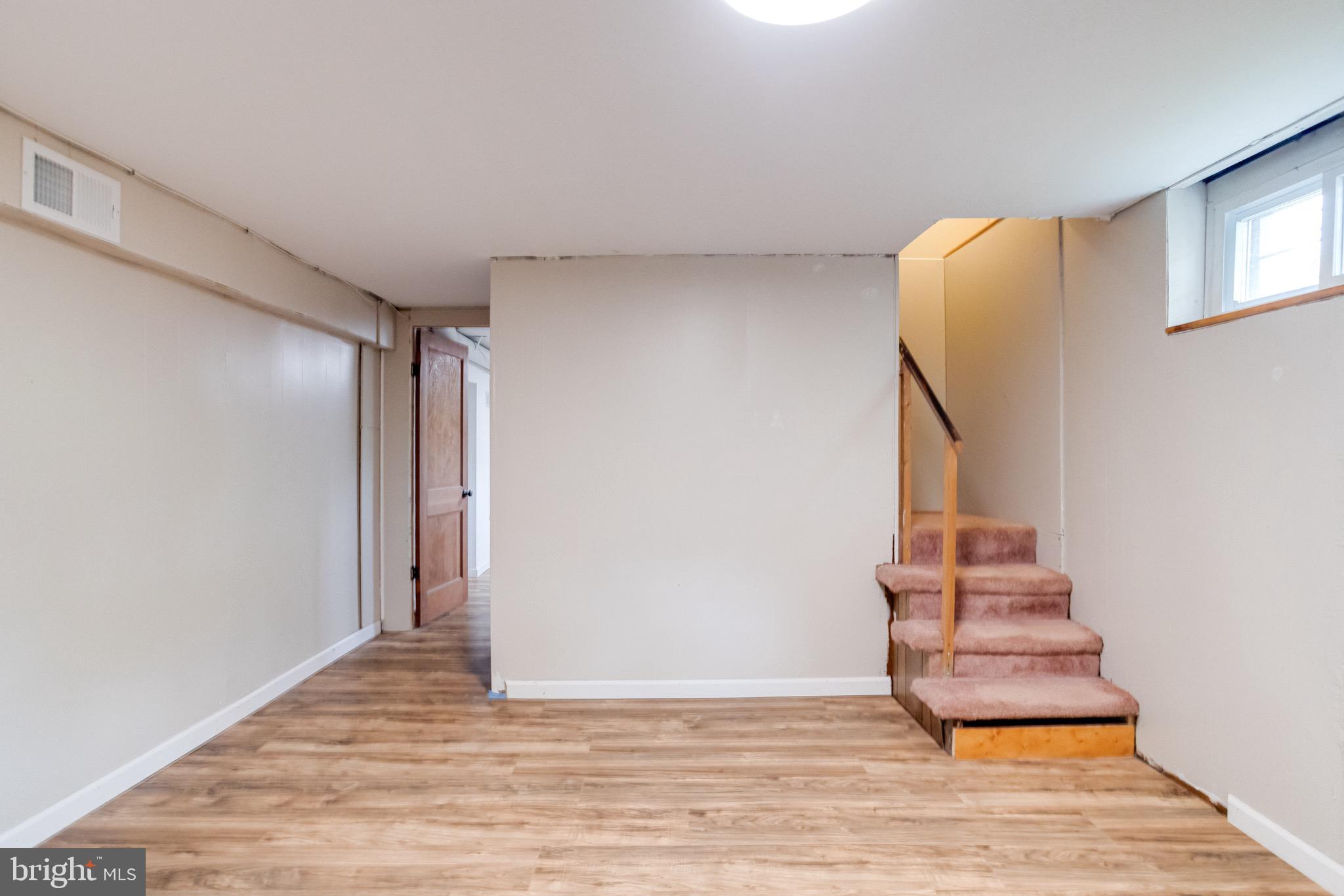 IDLEWYLDE - Residential Lease