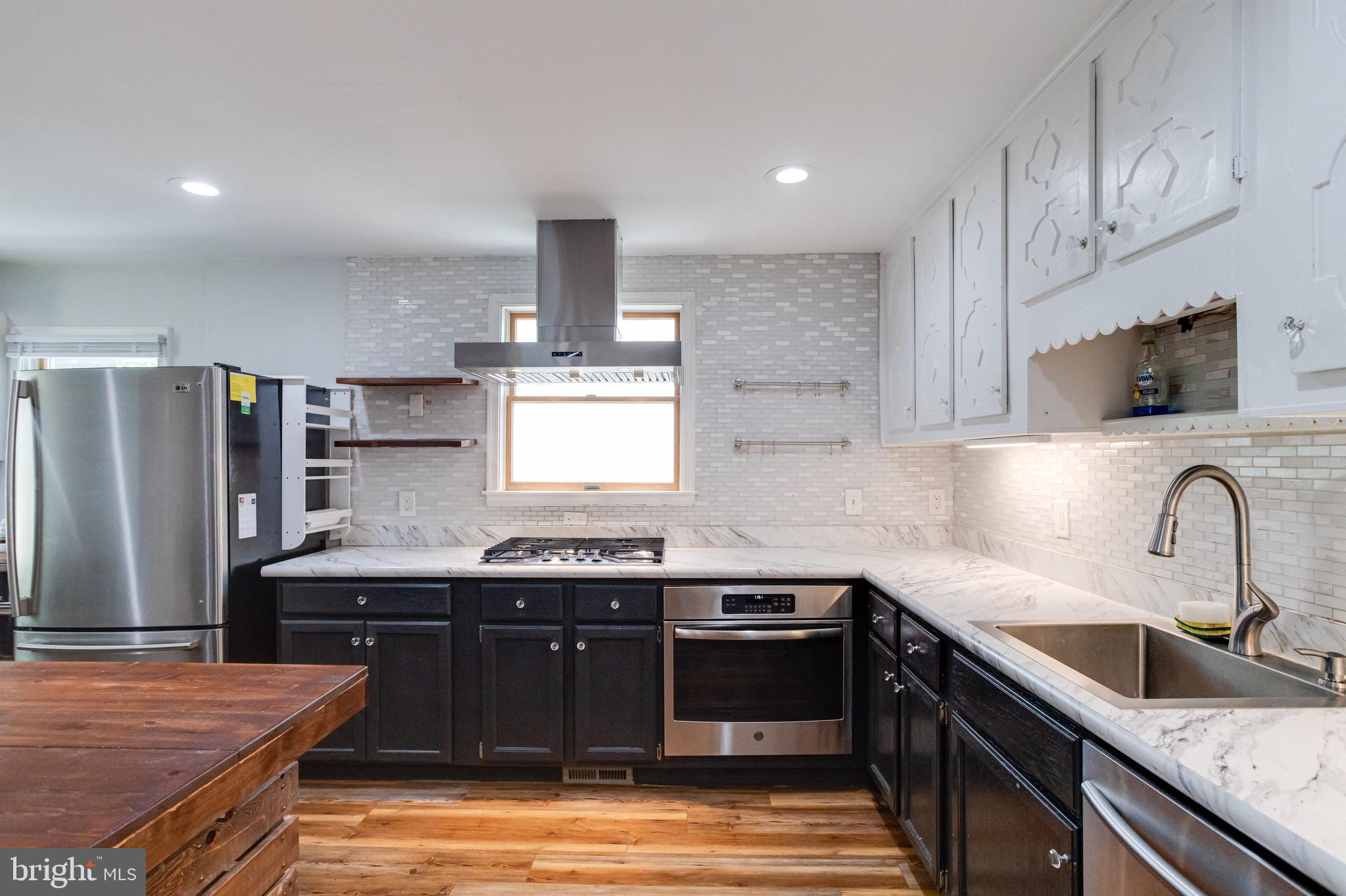 IDLEWYLDE - Residential Lease