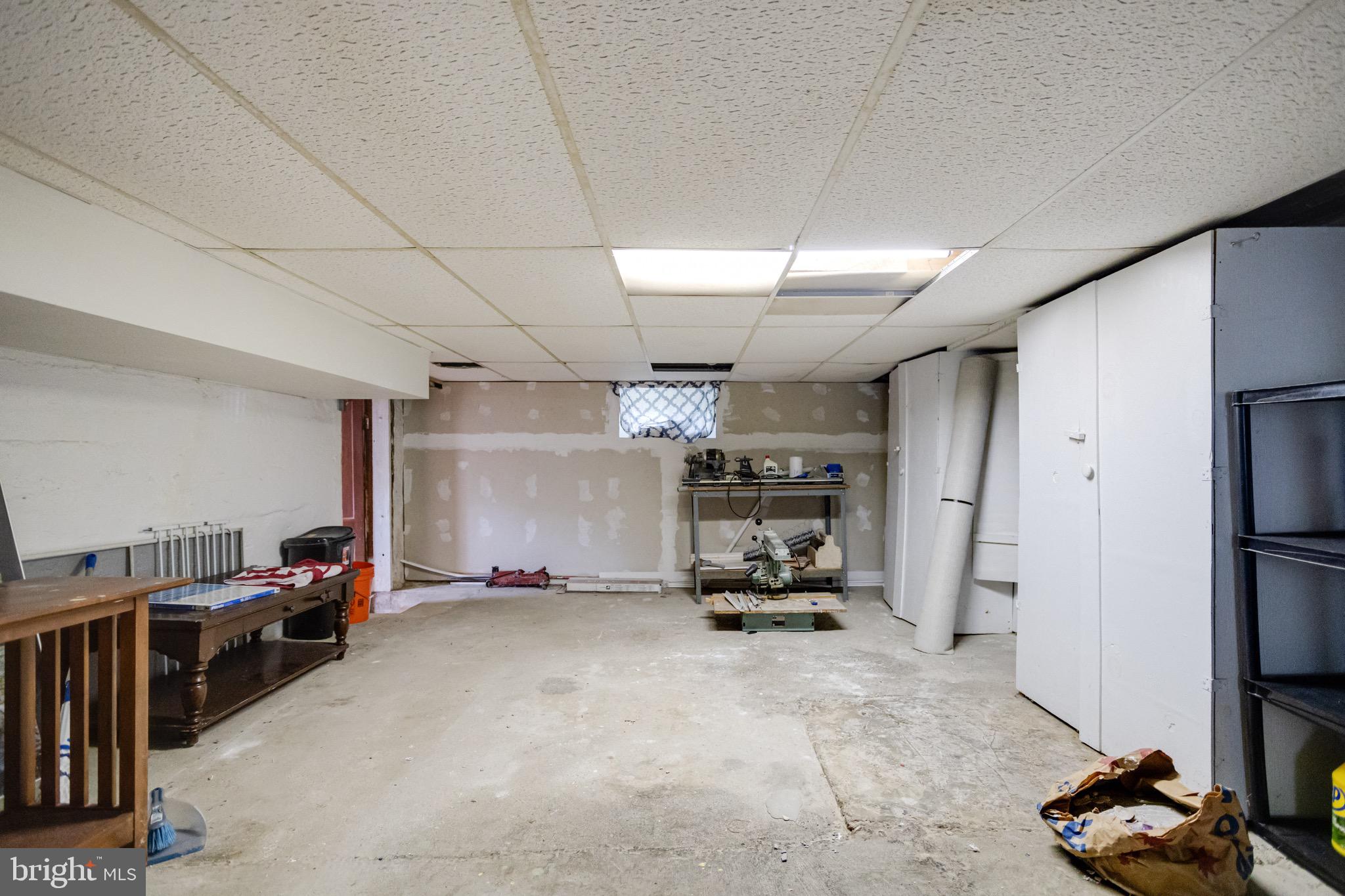 IDLEWYLDE - Residential Lease