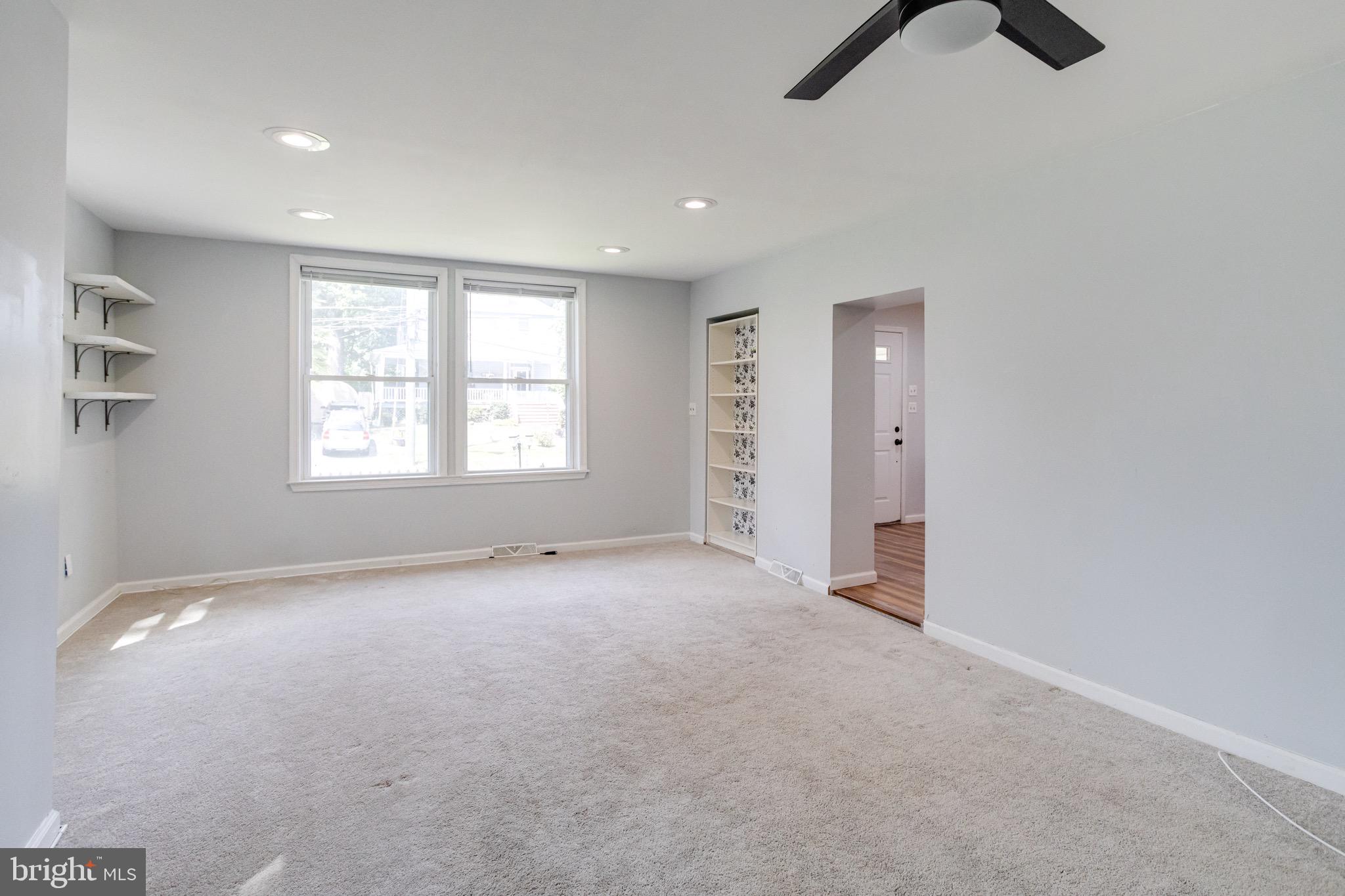 IDLEWYLDE - Residential Lease