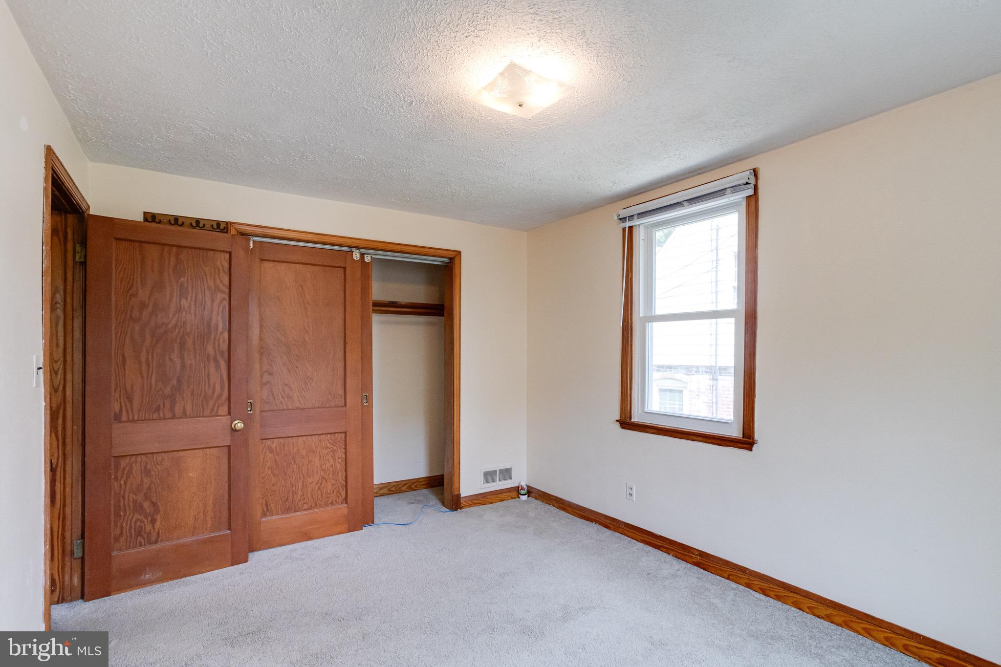 IDLEWYLDE - Residential Lease