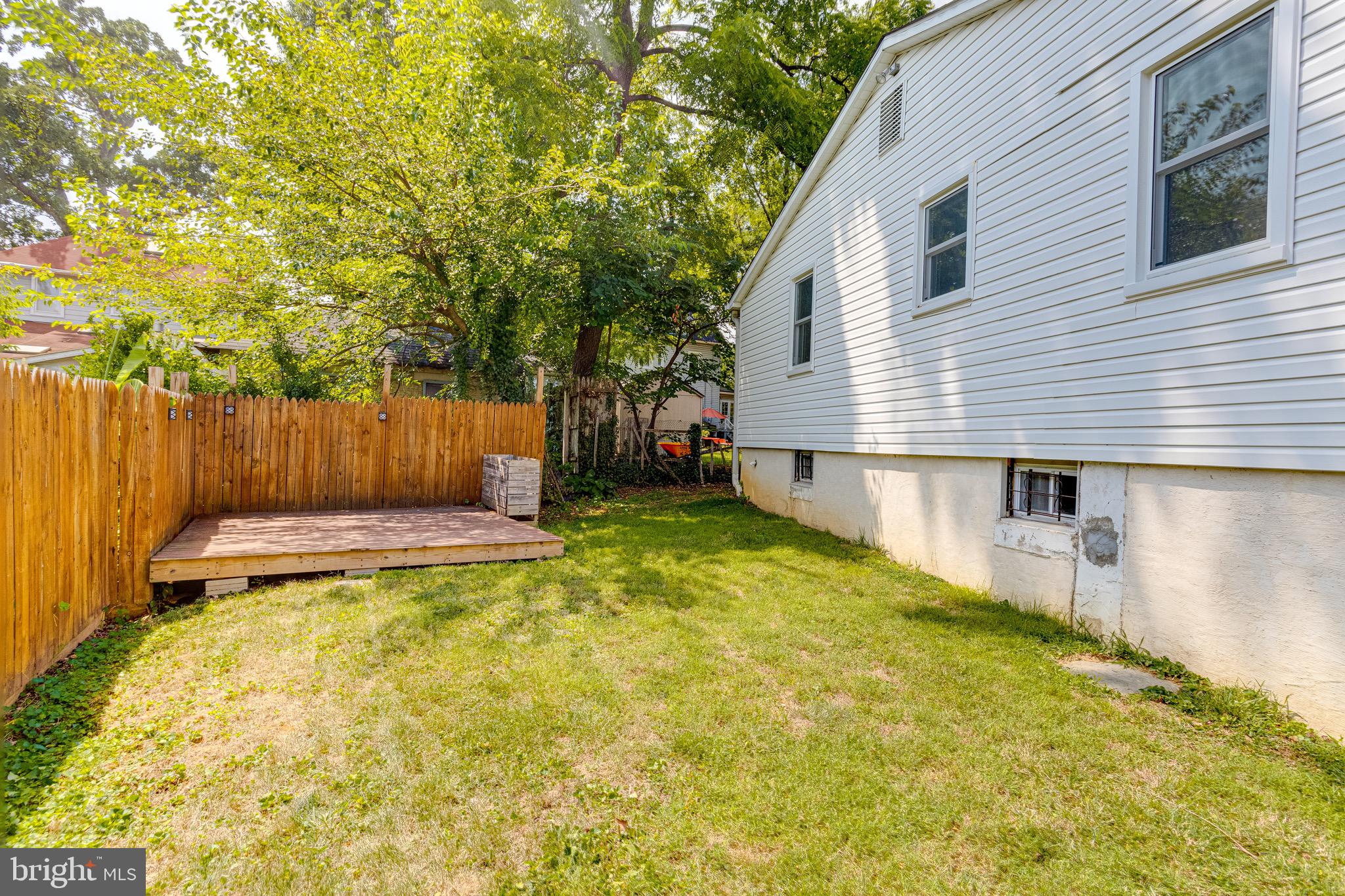 IDLEWYLDE - Residential Lease