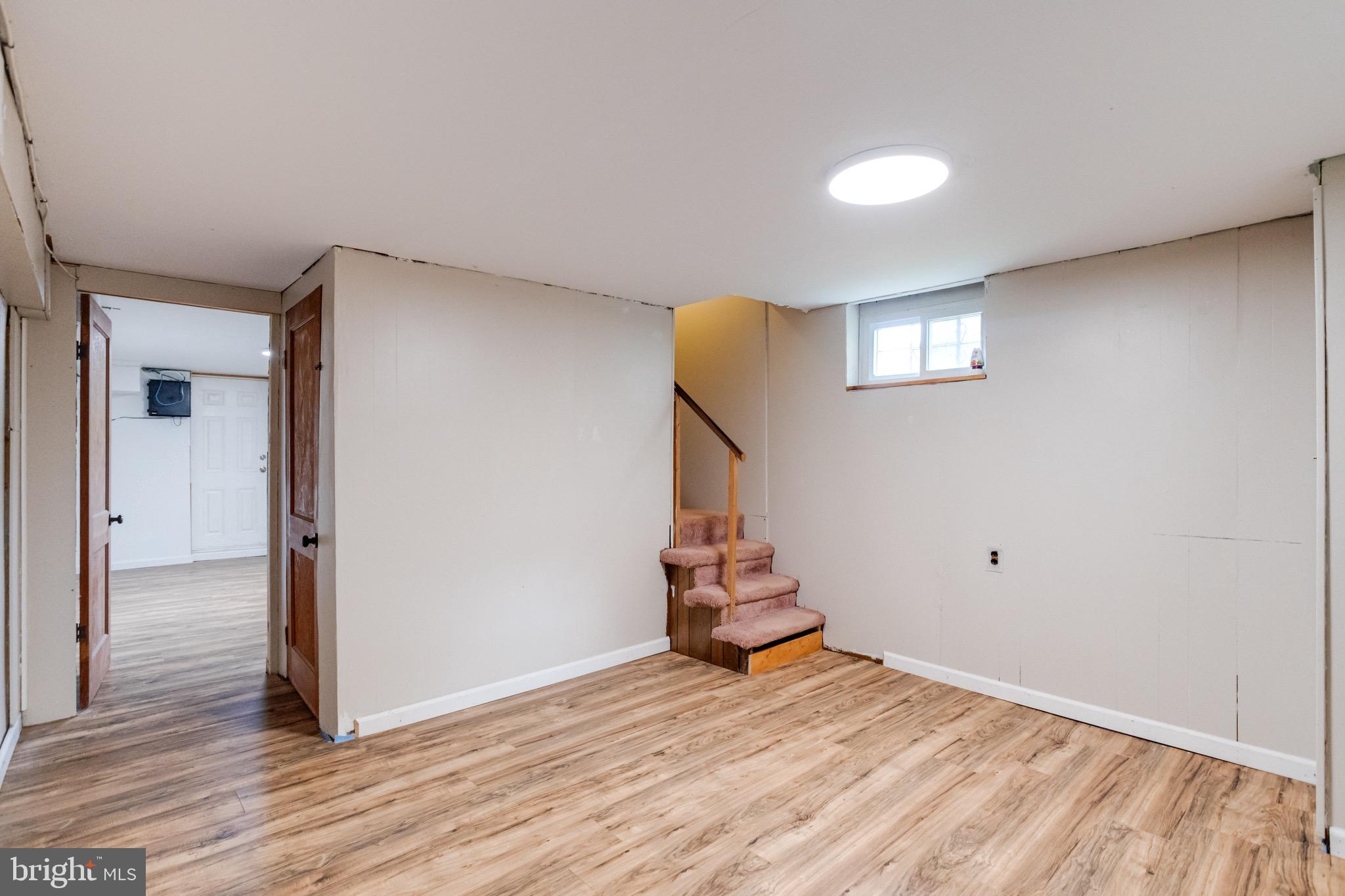 IDLEWYLDE - Residential Lease