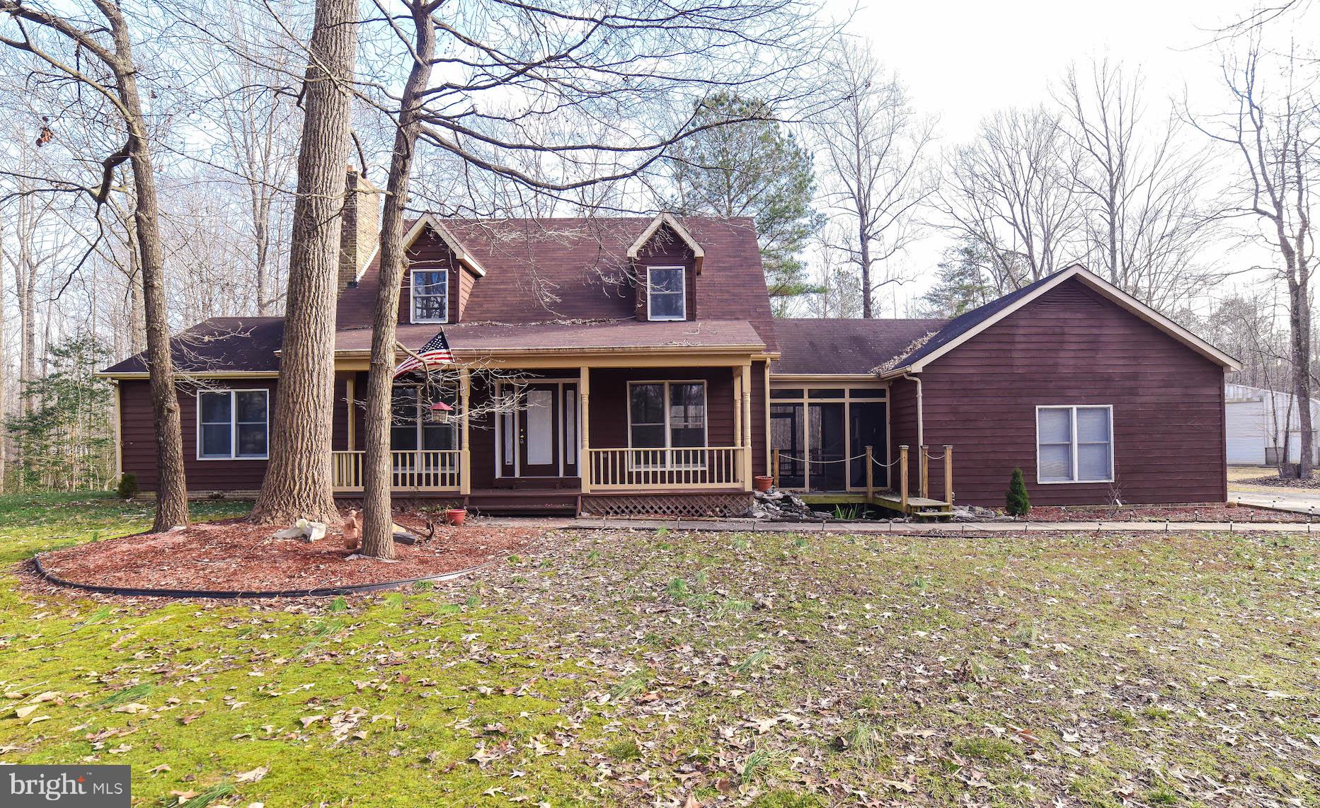 LAND O LAKES - Residential Lease