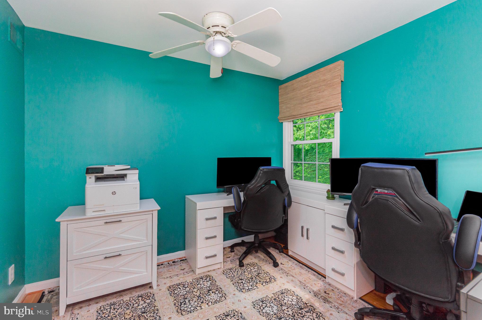 MOUNT VERNON MANOR - Residential