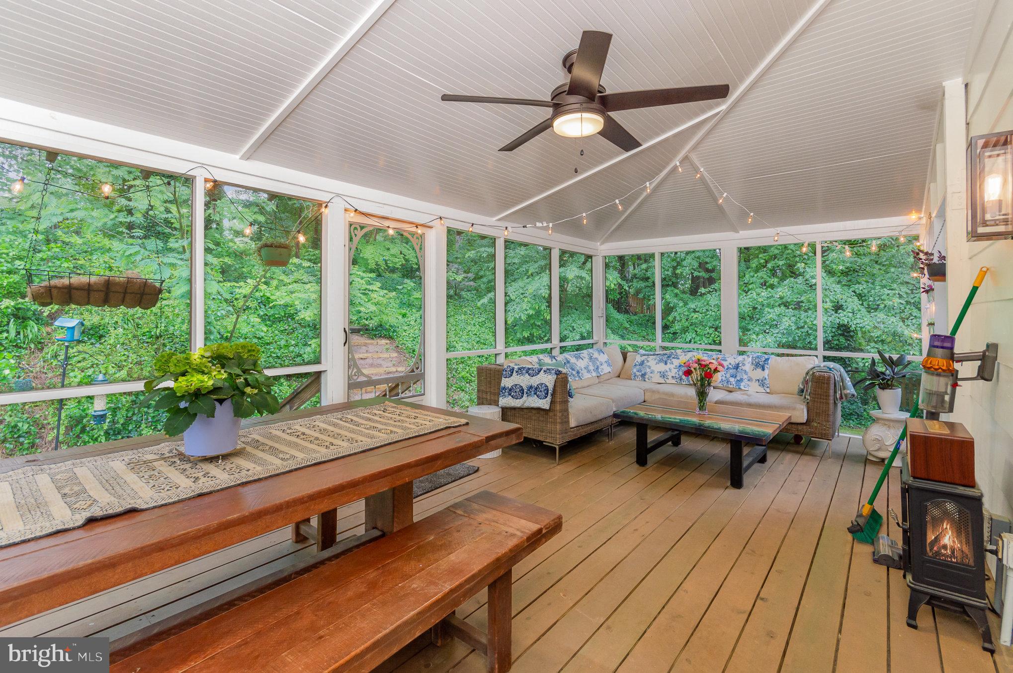 MOUNT VERNON MANOR - Residential