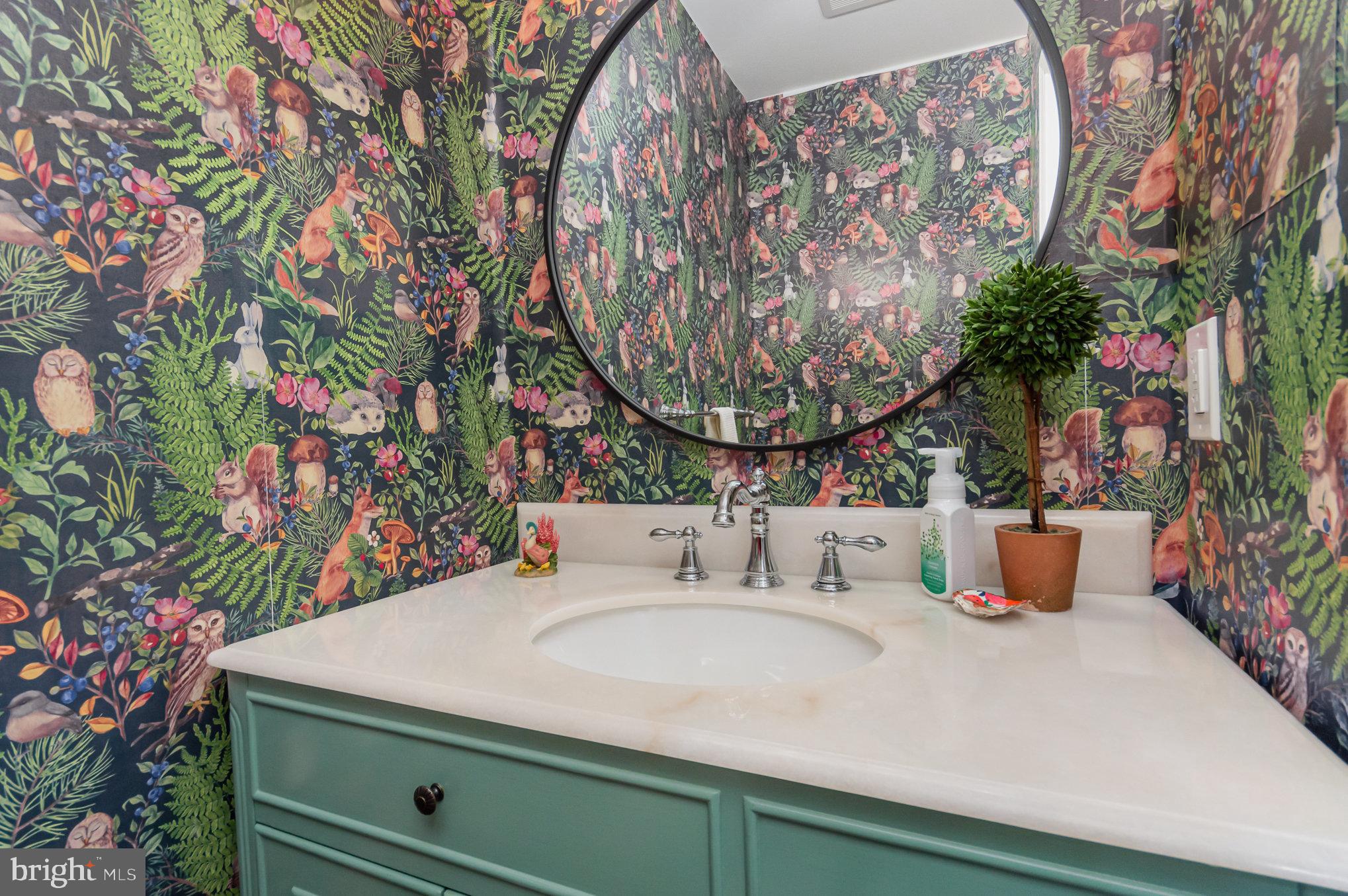 MOUNT VERNON MANOR - Residential