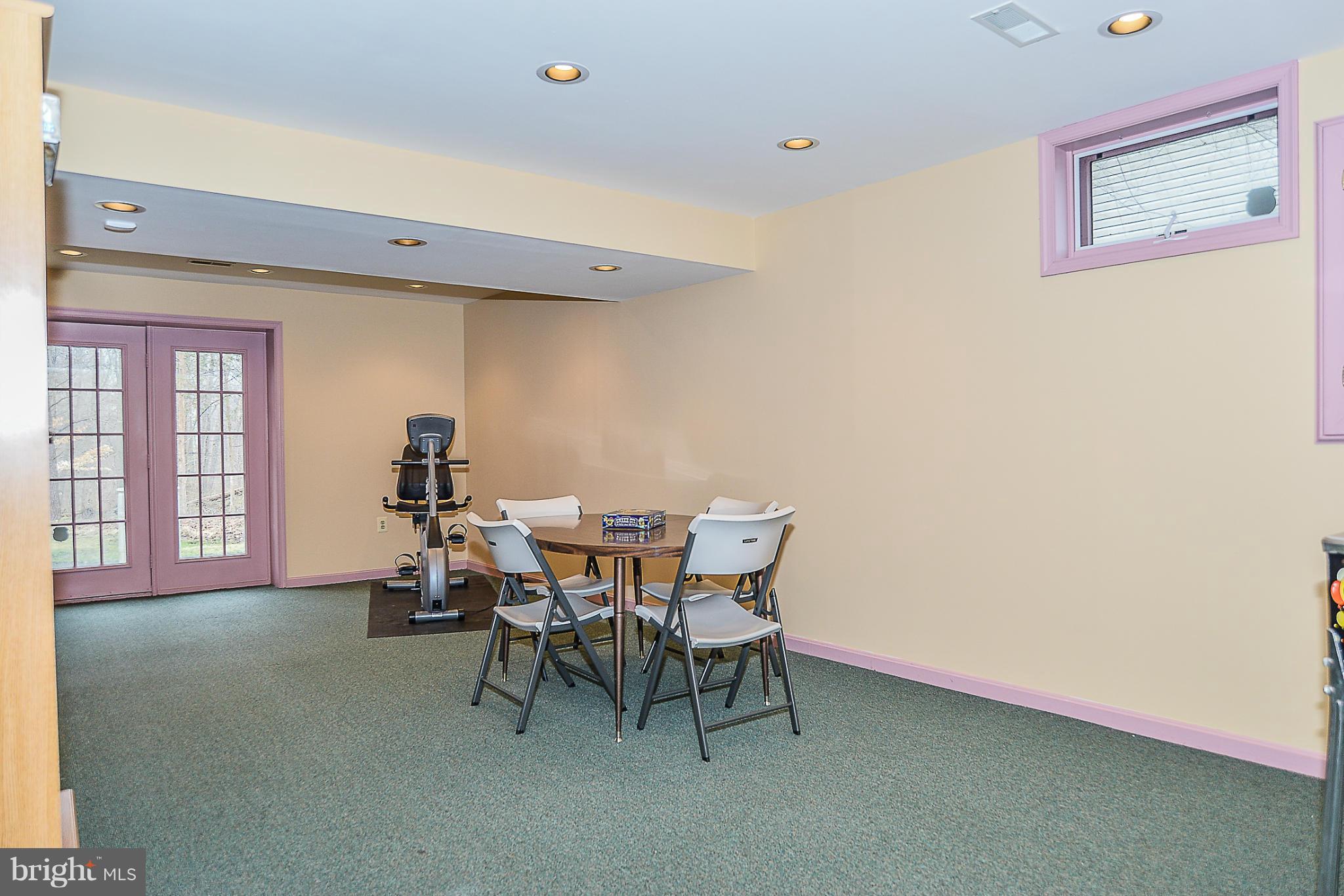 PLEASANT HILL - Residential