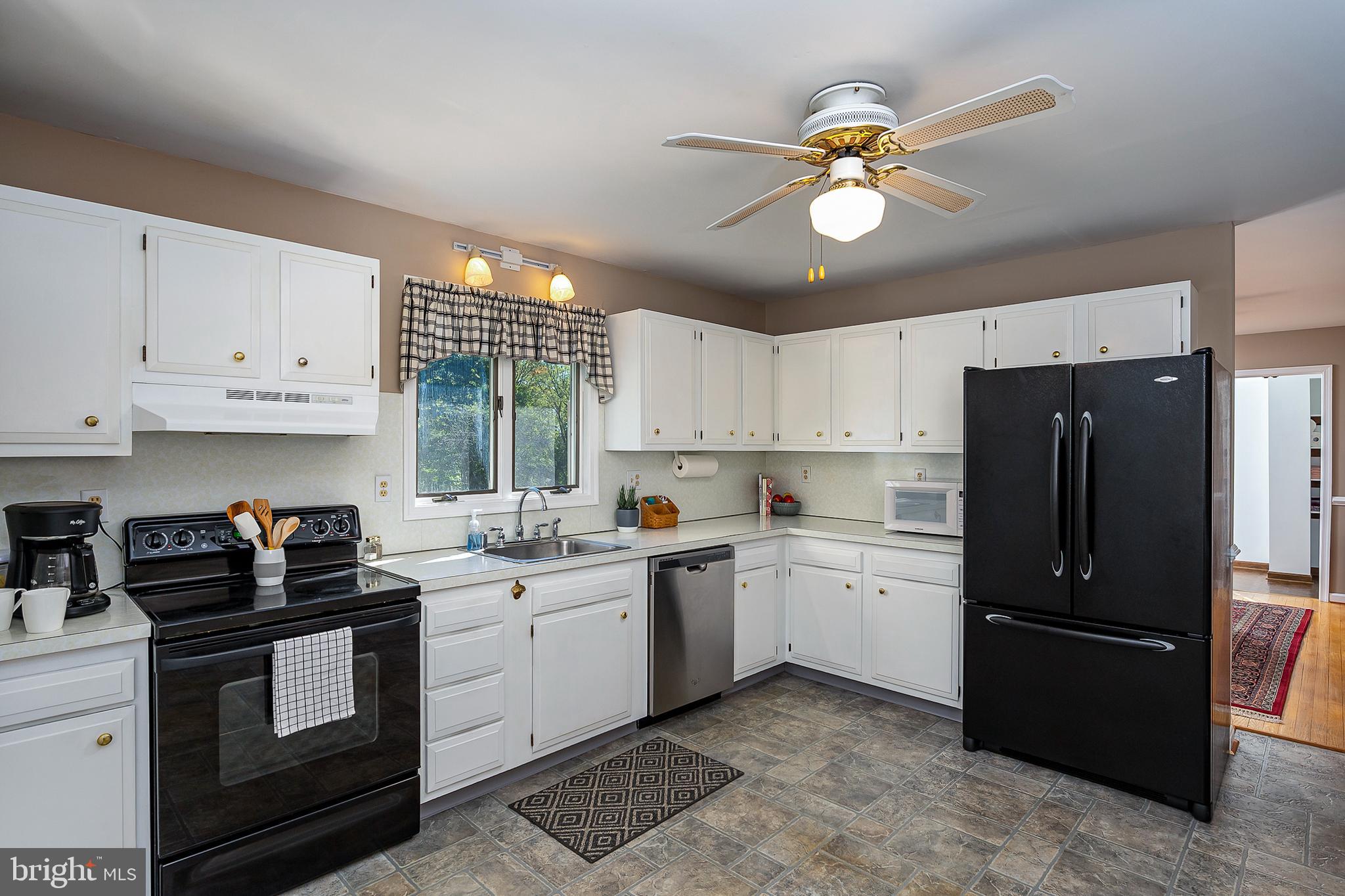 PINEY RUN ESTATES - Residential