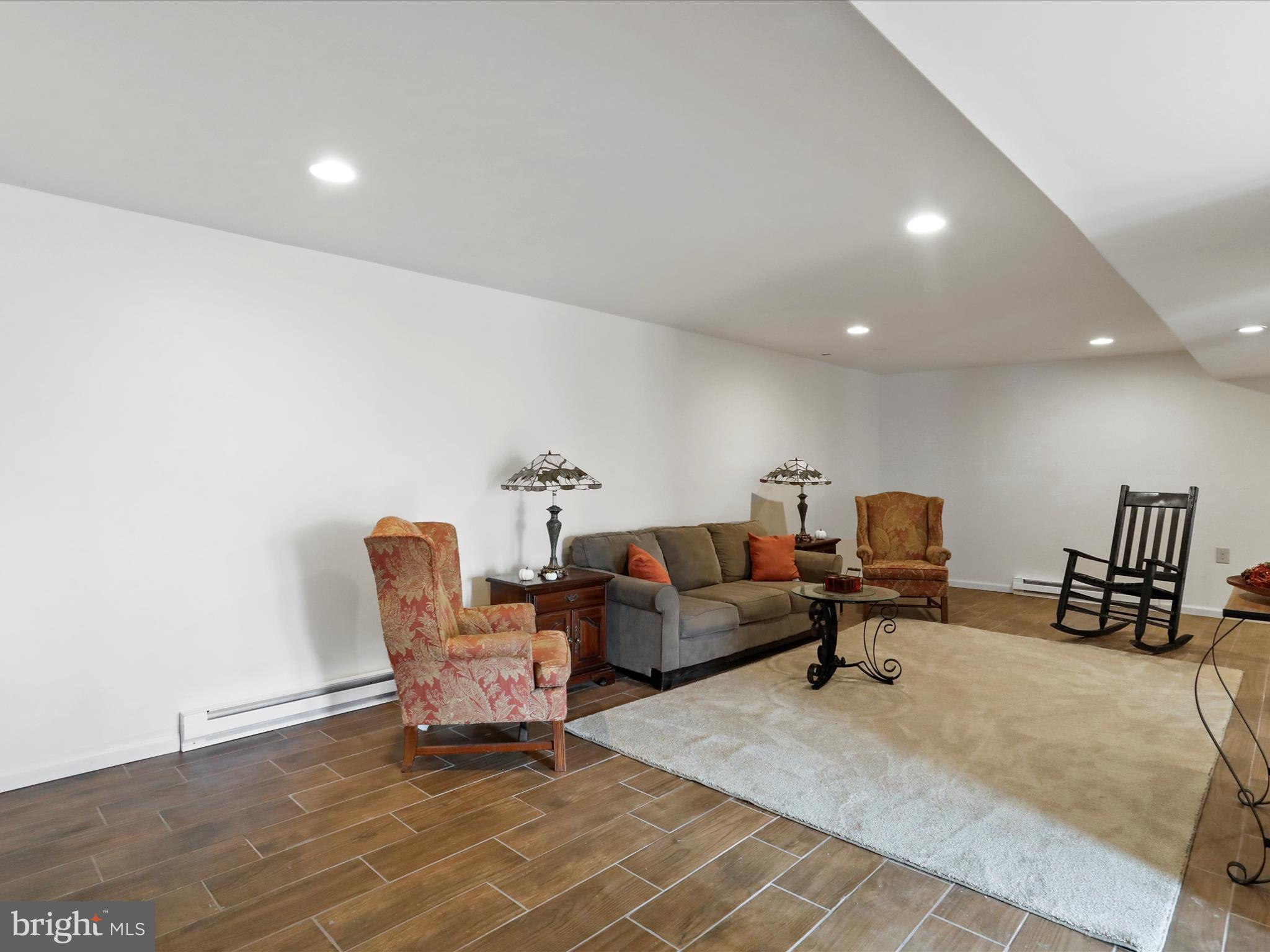 SUNRISE HEIGHTS - Residential