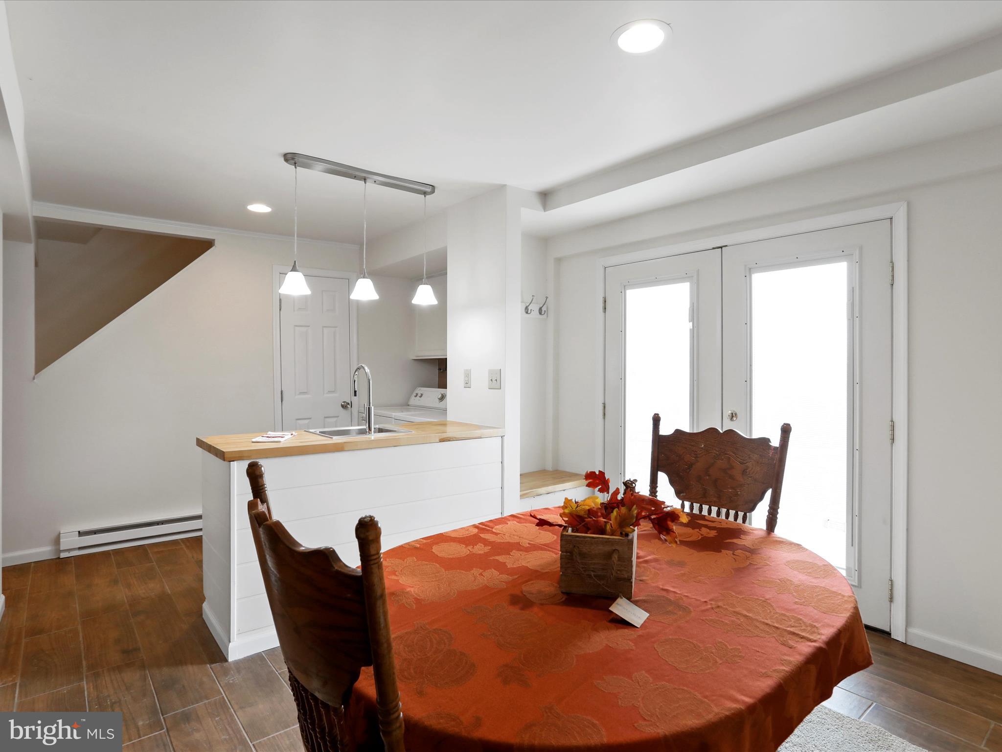 SUNRISE HEIGHTS - Residential