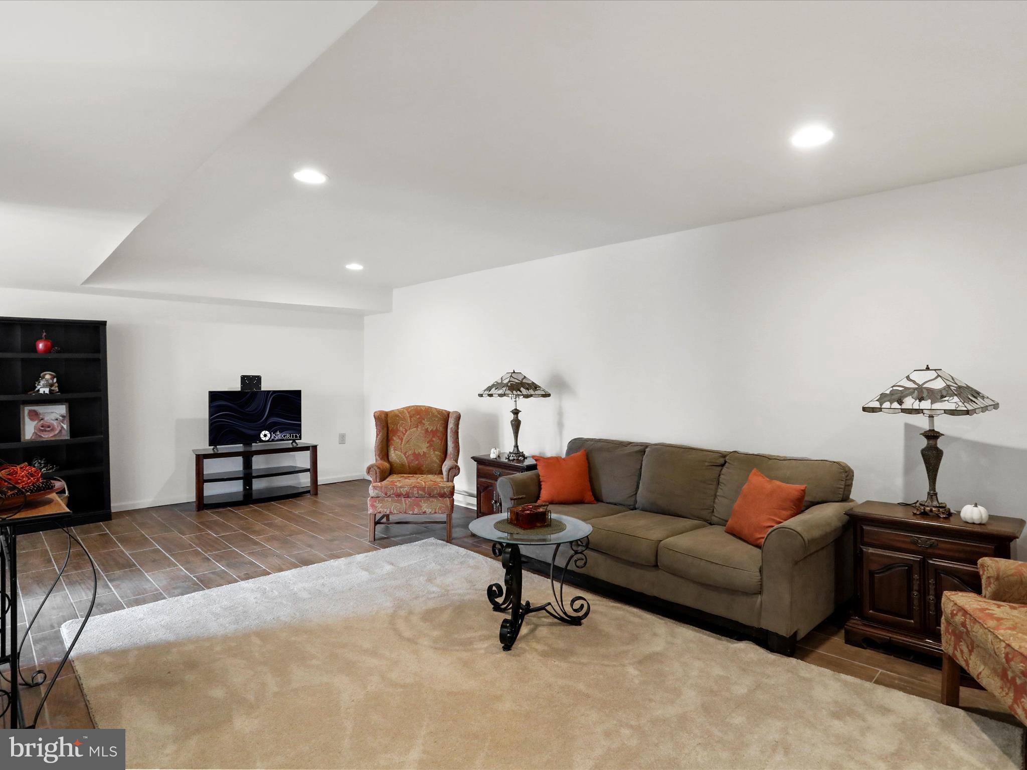 SUNRISE HEIGHTS - Residential