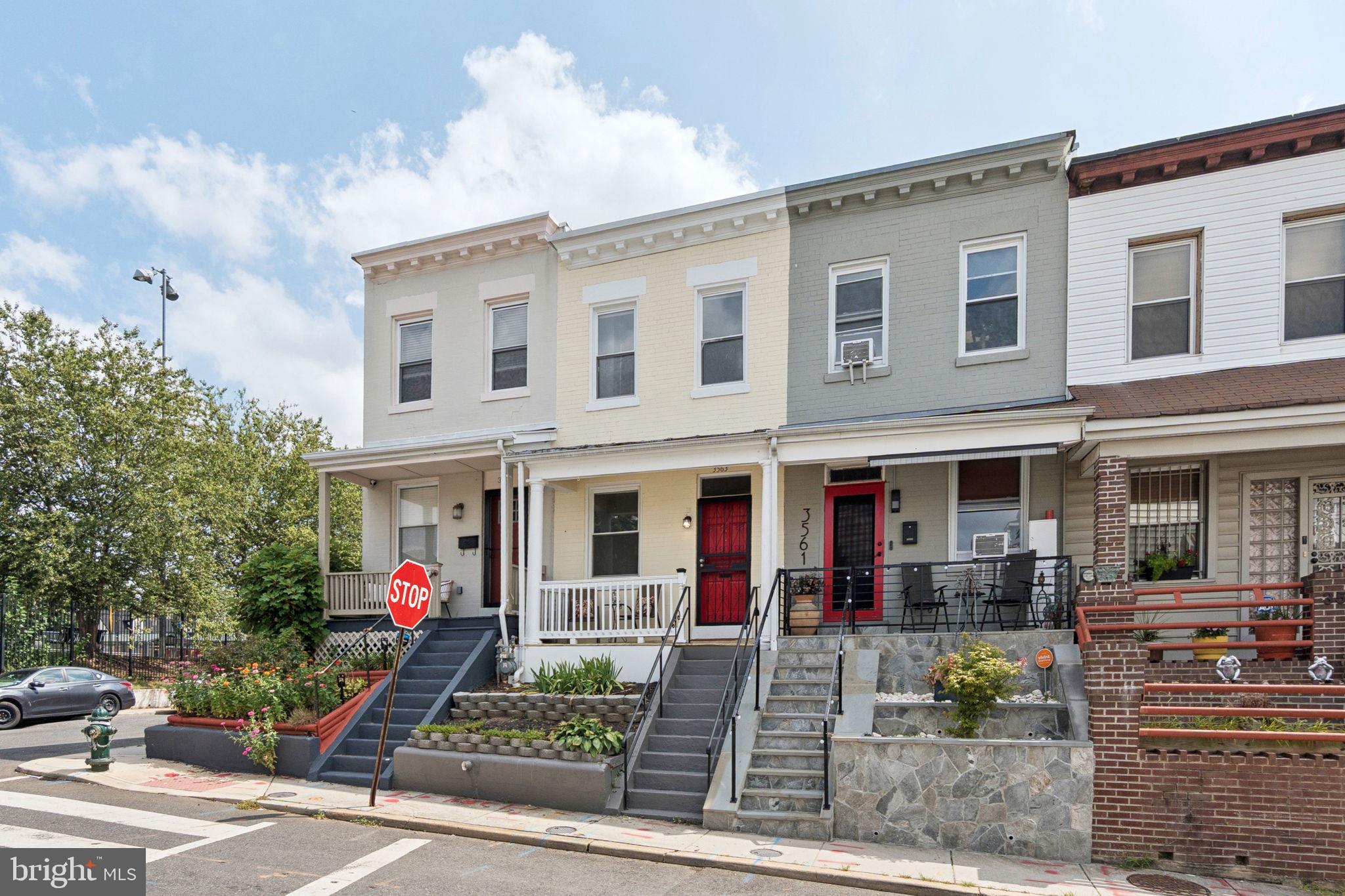 3563 6TH STREET NW