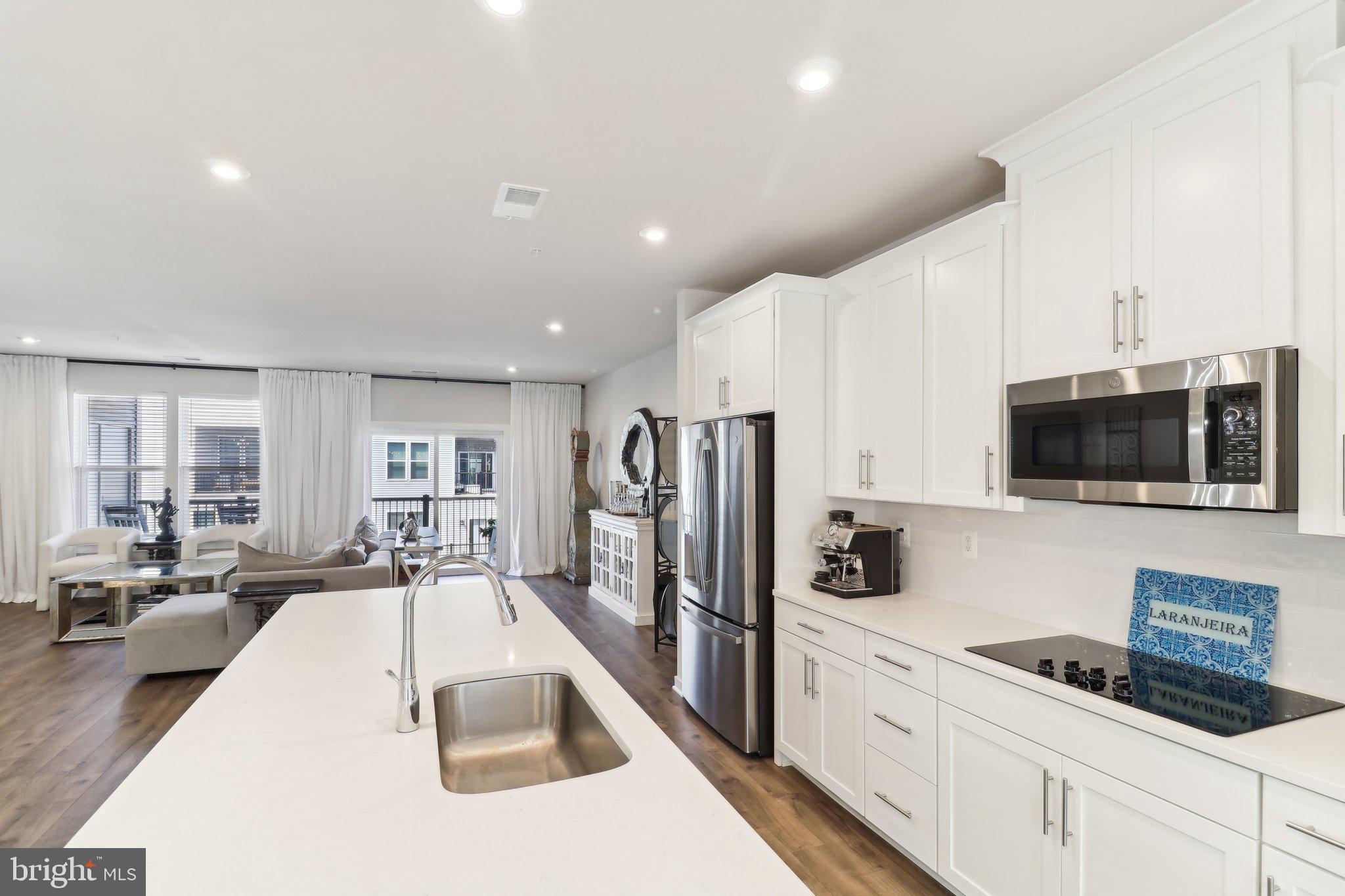 ASHBROOK - Residential Lease