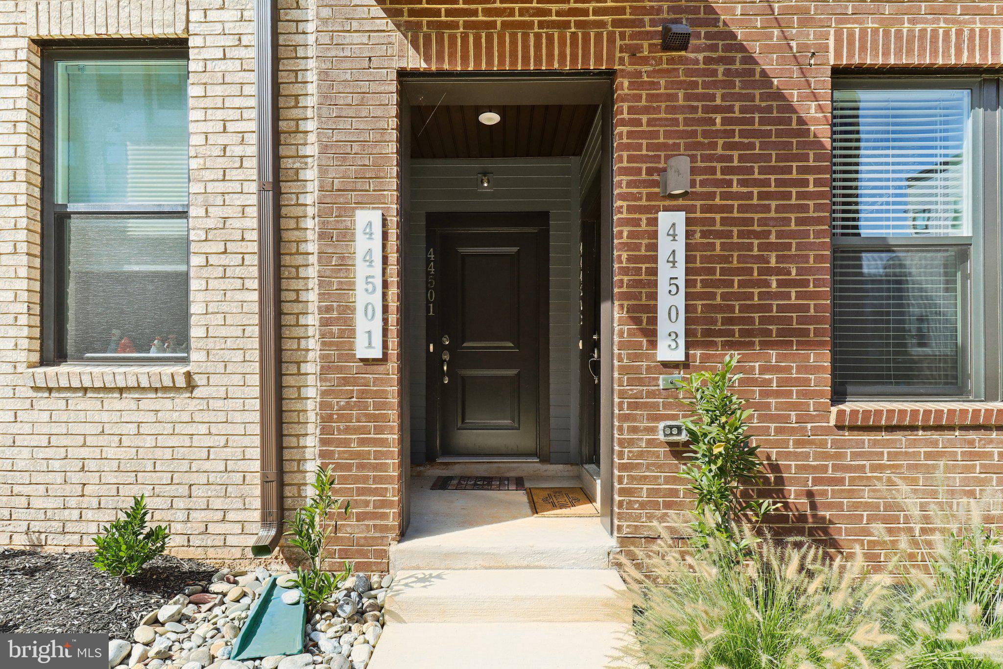 ASHBROOK - Residential Lease