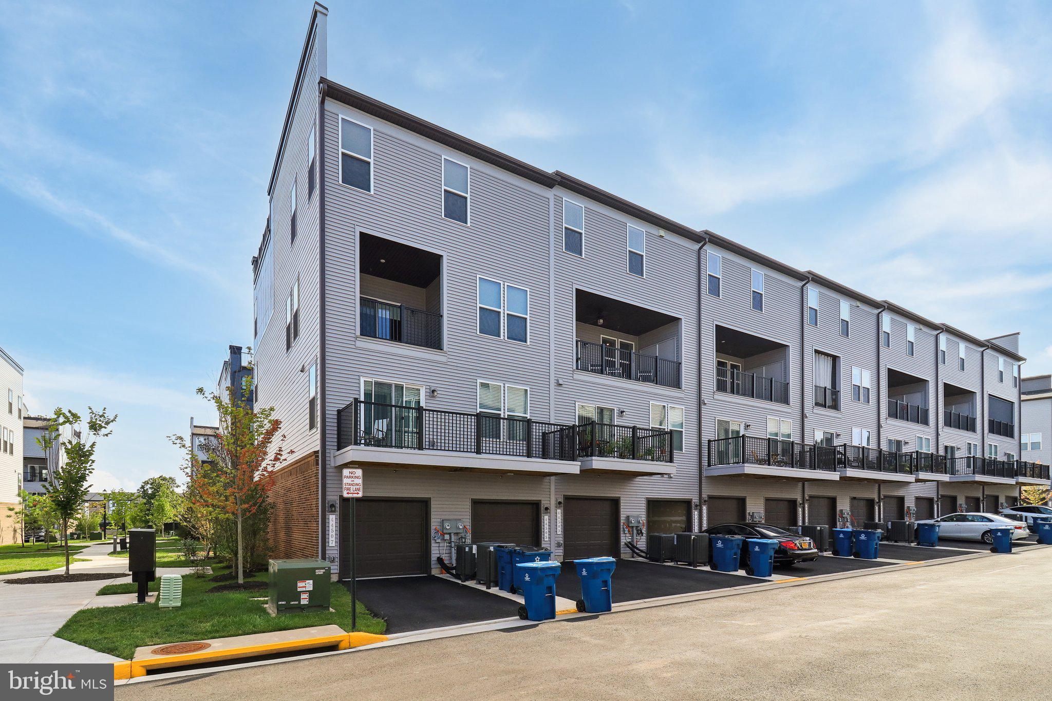 ASHBROOK - Residential Lease