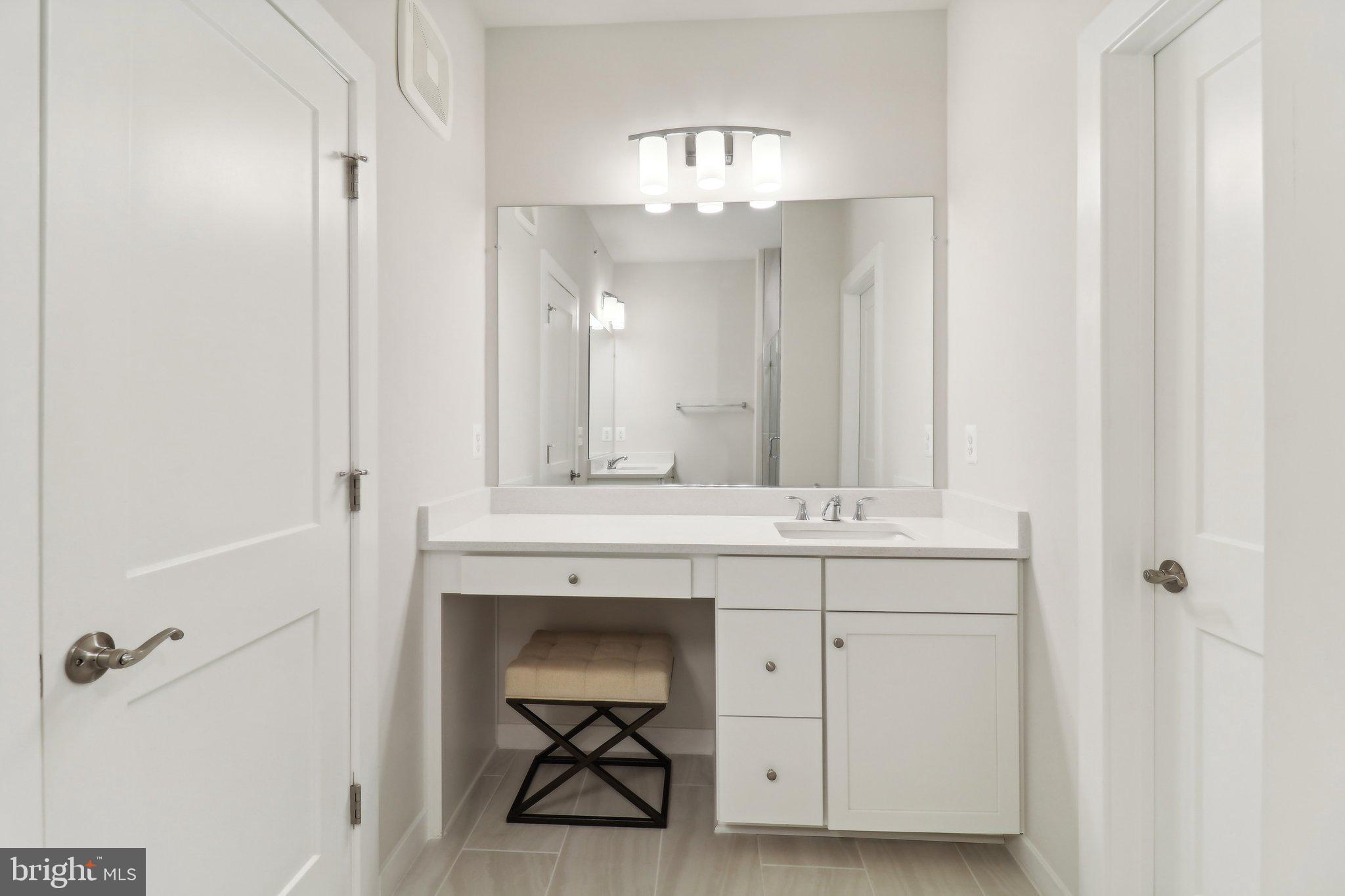 ASHBROOK - Residential Lease