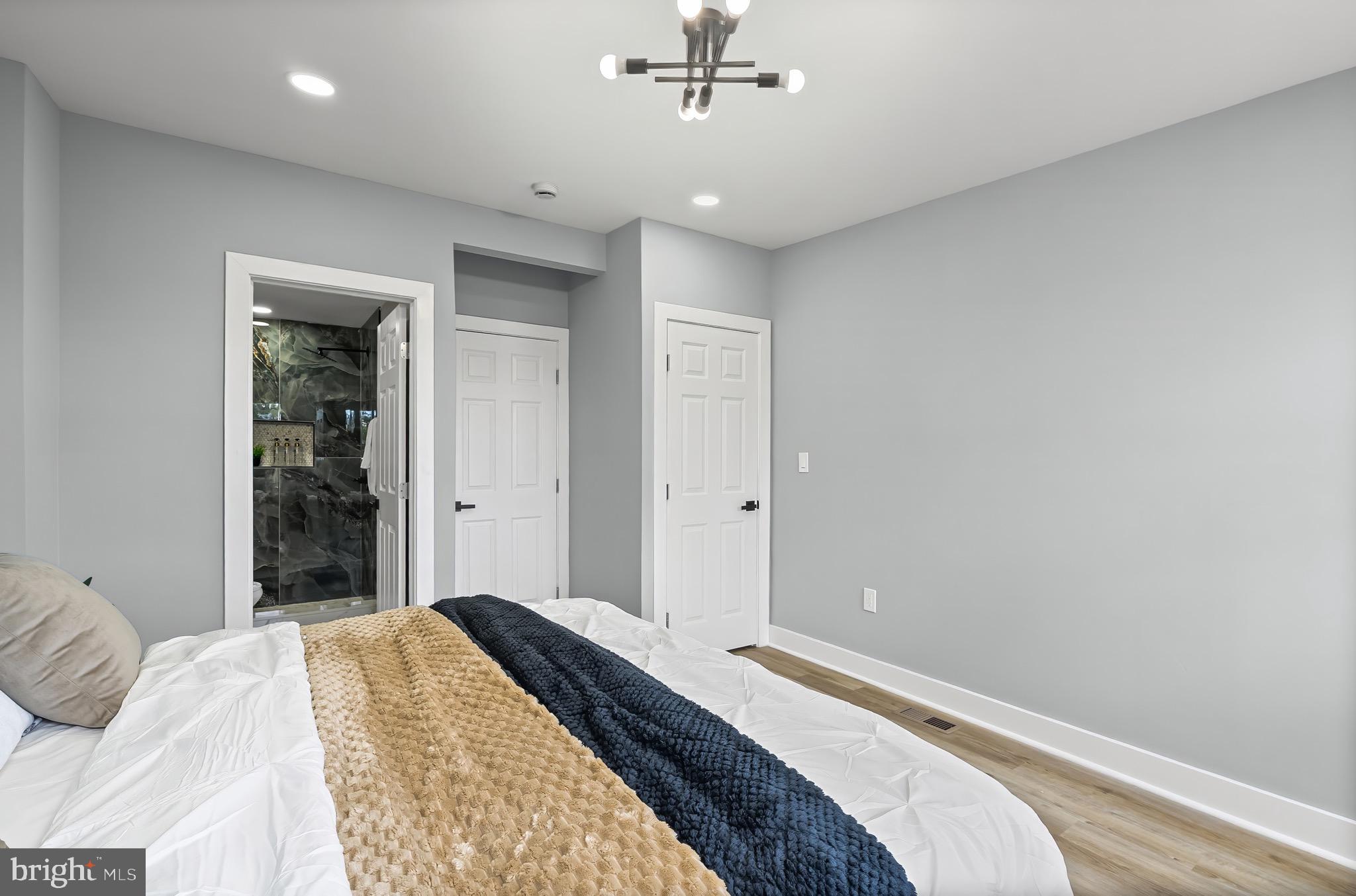 BROADWAY EAST - Residential Lease