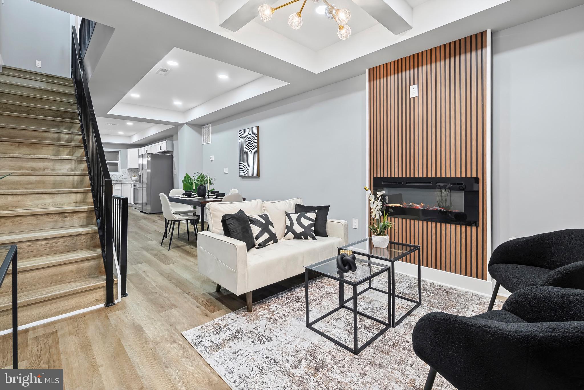 BROADWAY EAST - Residential Lease