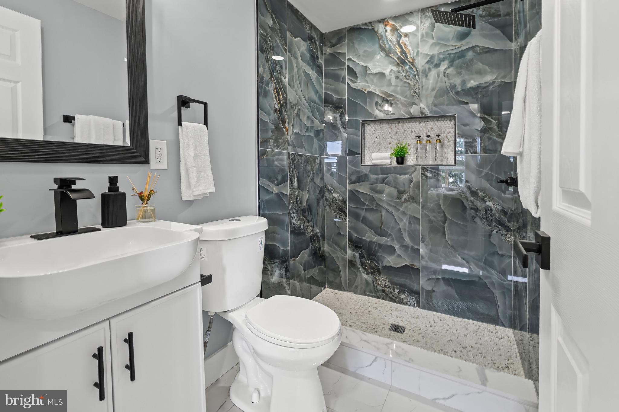 BROADWAY EAST - Residential Lease