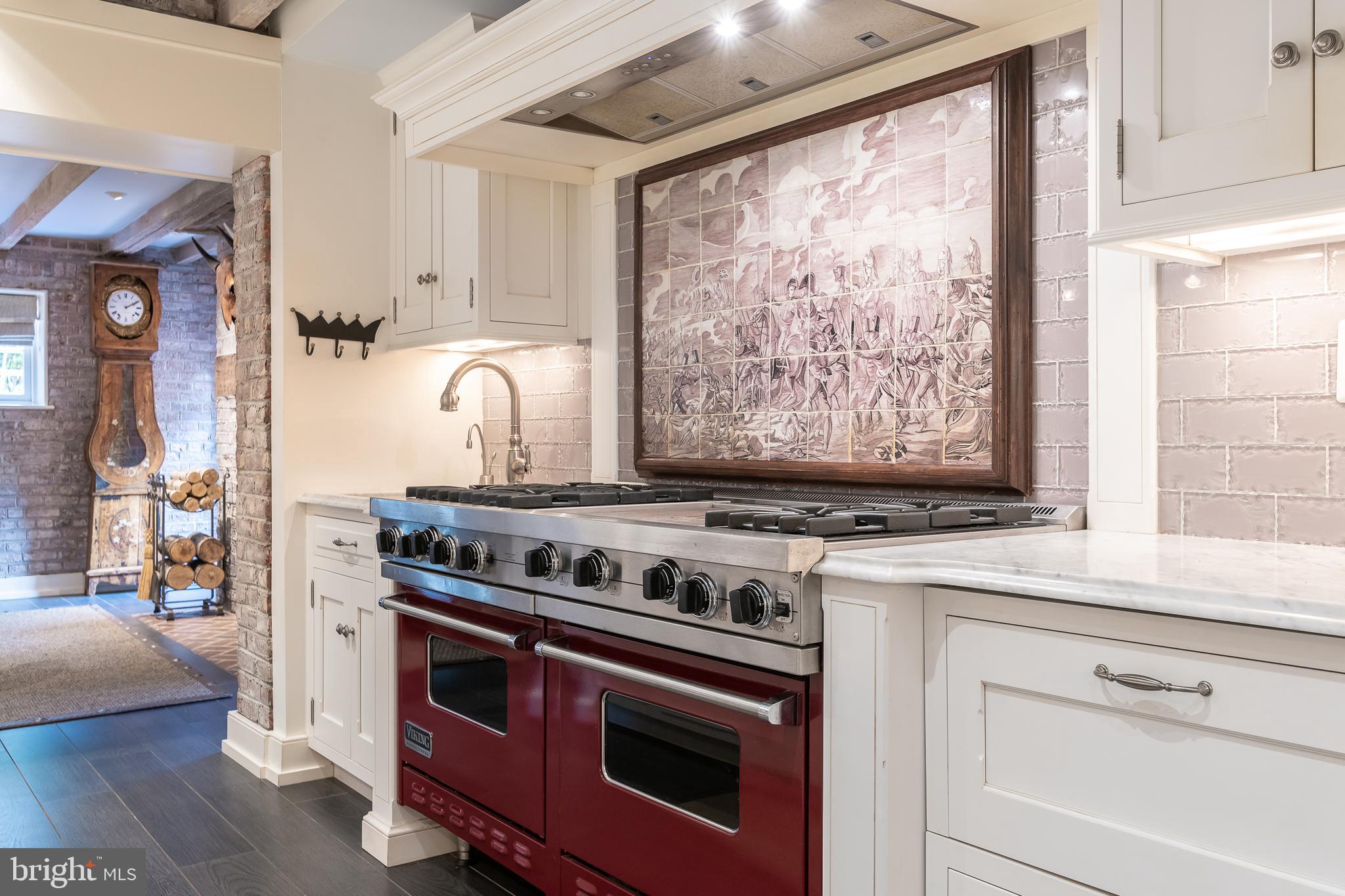 HISTORIC  DOWNTOWN FREDERICKSBURG - Residential