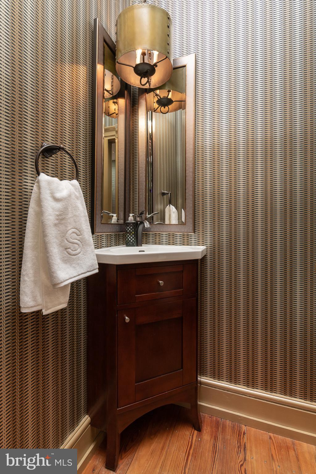 HISTORIC  DOWNTOWN FREDERICKSBURG - Residential