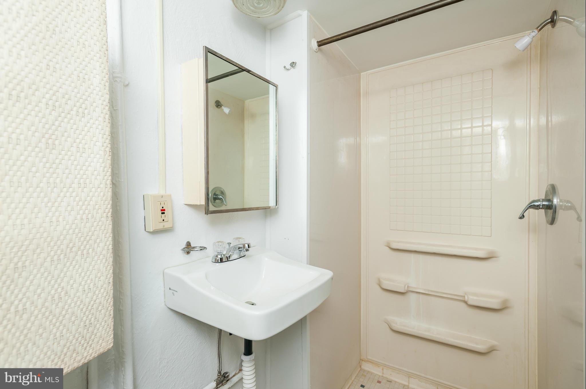 EDNOR GARDENS HISTORIC DISTRICT - Residential