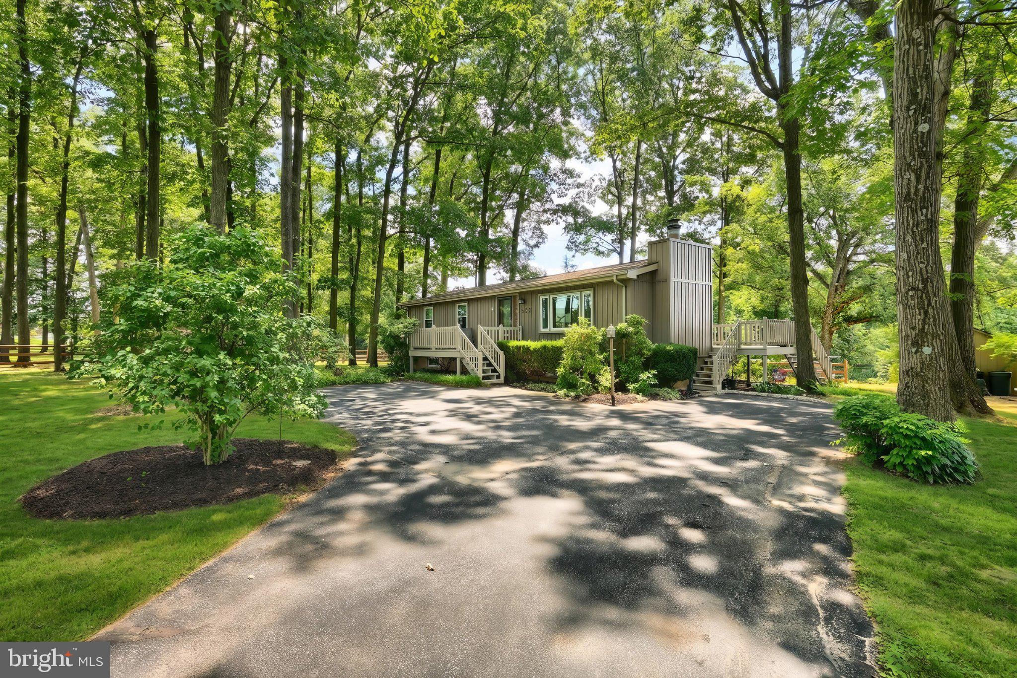468 FAIRVIEW DRIVE