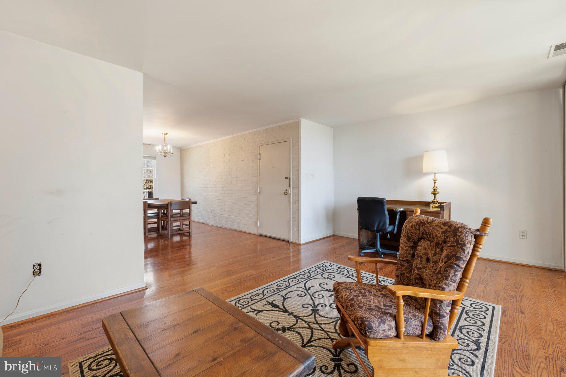 754 QUINCE ORCHARD BOULEVARD 754-10