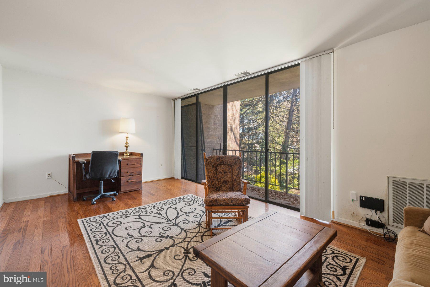 754 QUINCE ORCHARD BOULEVARD 754-10