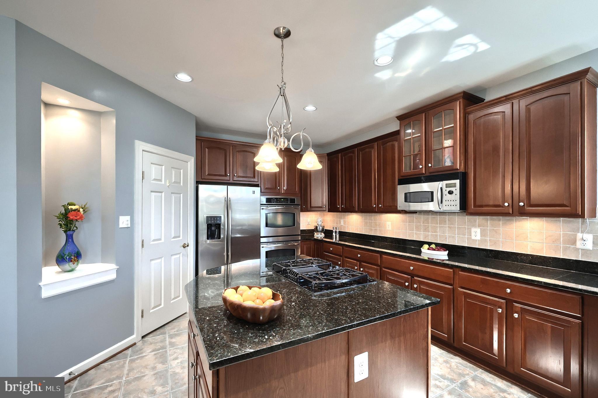 SUMMIT  RIDGE - Residential