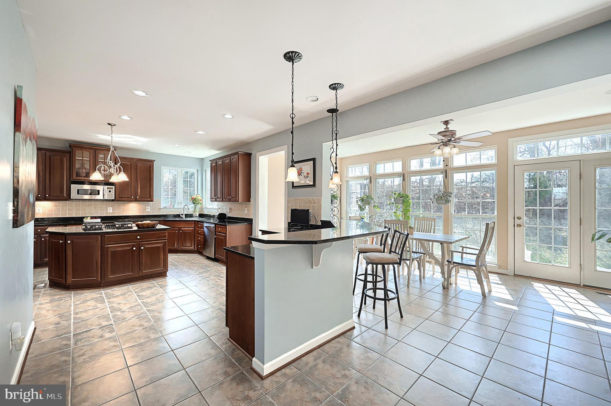 SUMMIT  RIDGE - Residential