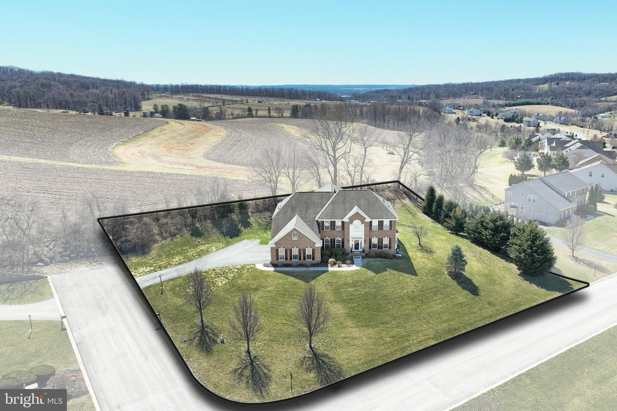 SUMMIT  RIDGE - Residential