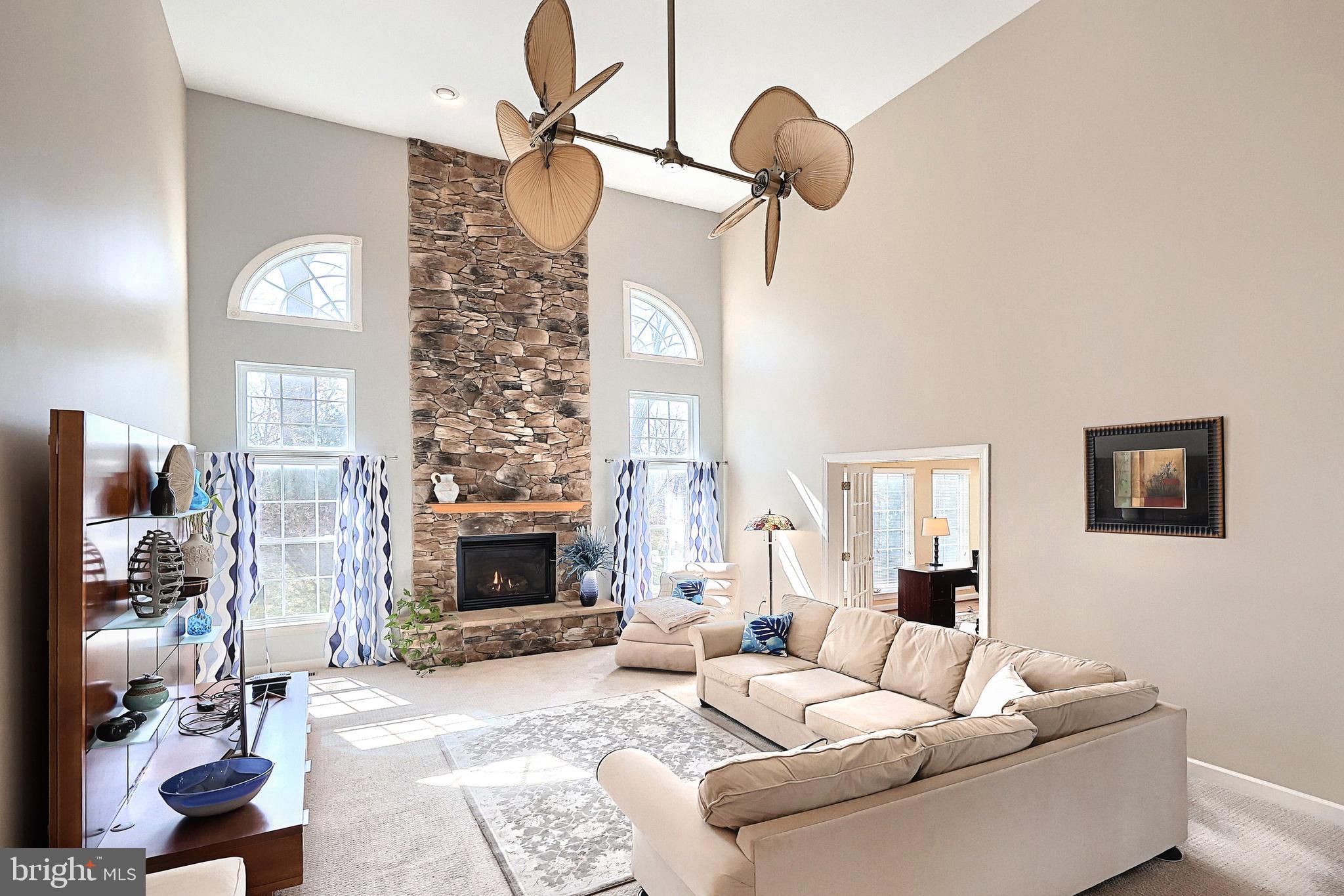 SUMMIT  RIDGE - Residential