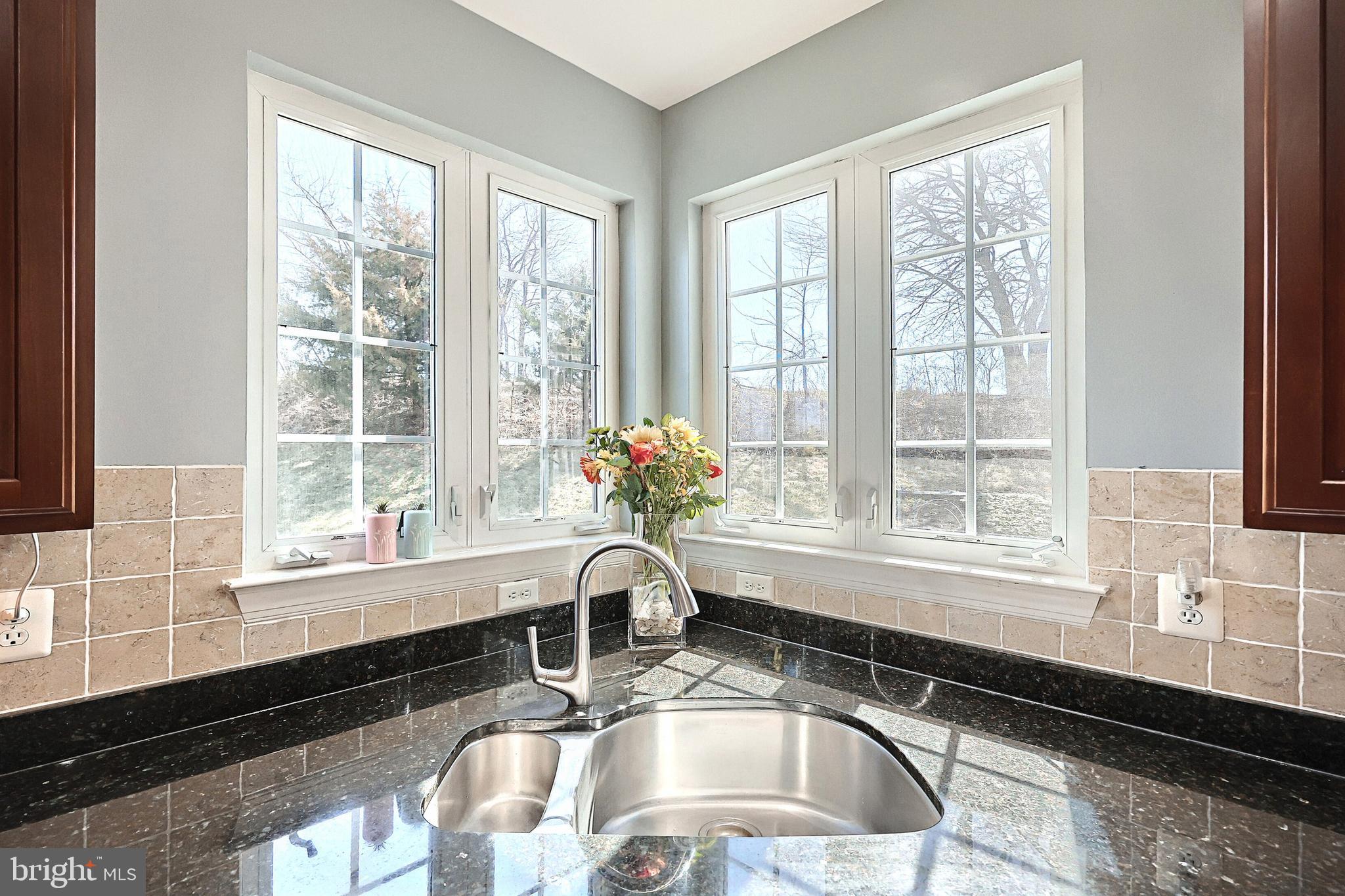 SUMMIT  RIDGE - Residential