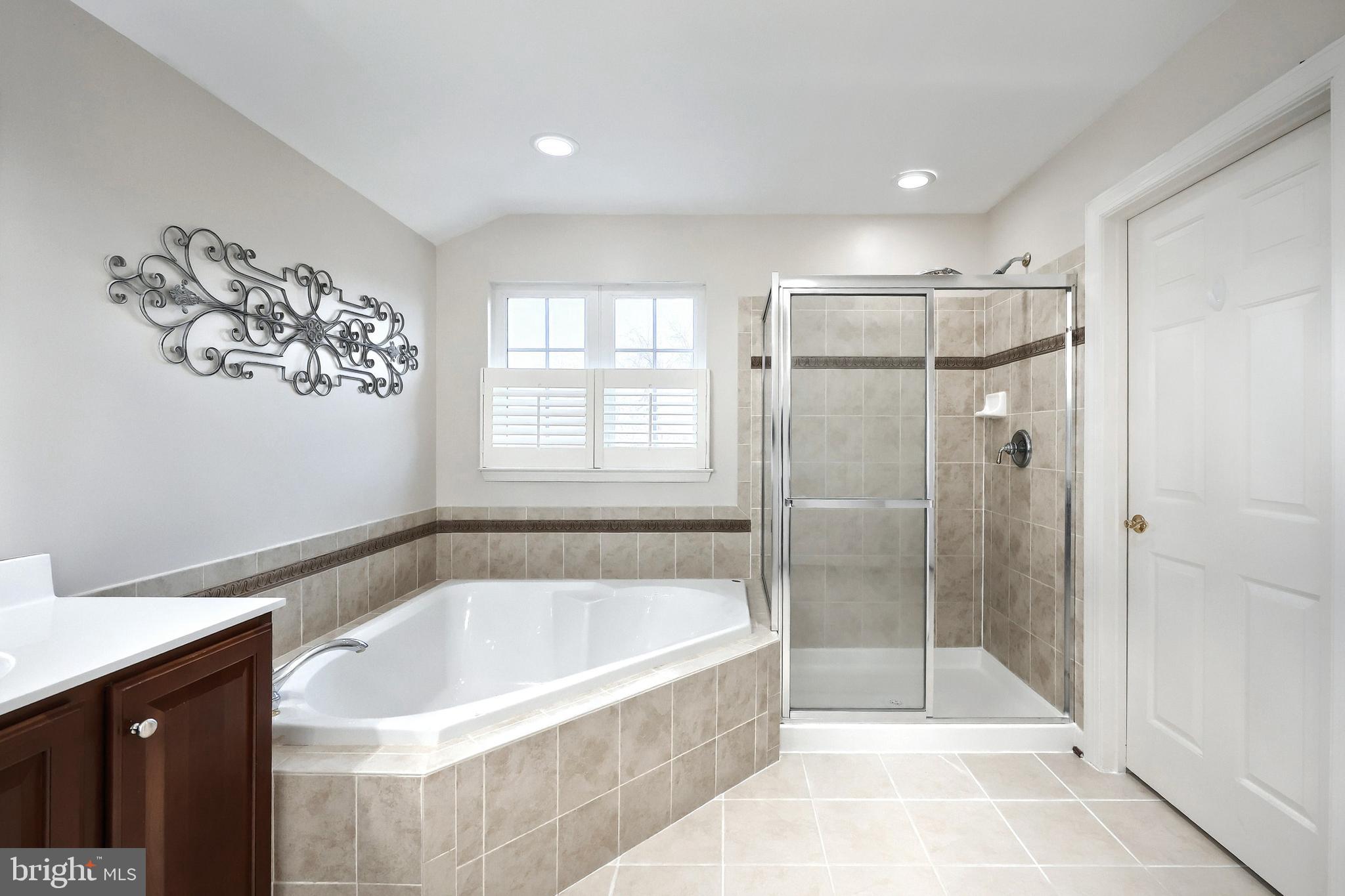 SUMMIT  RIDGE - Residential