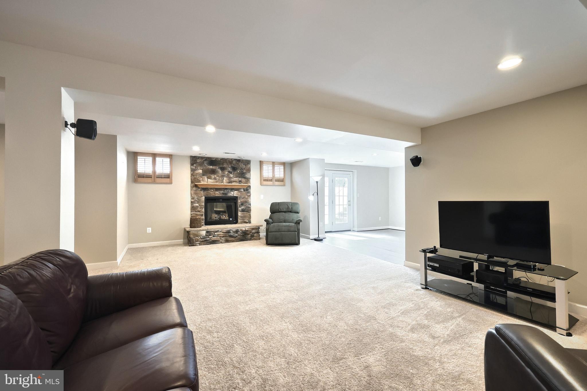 SUMMIT  RIDGE - Residential